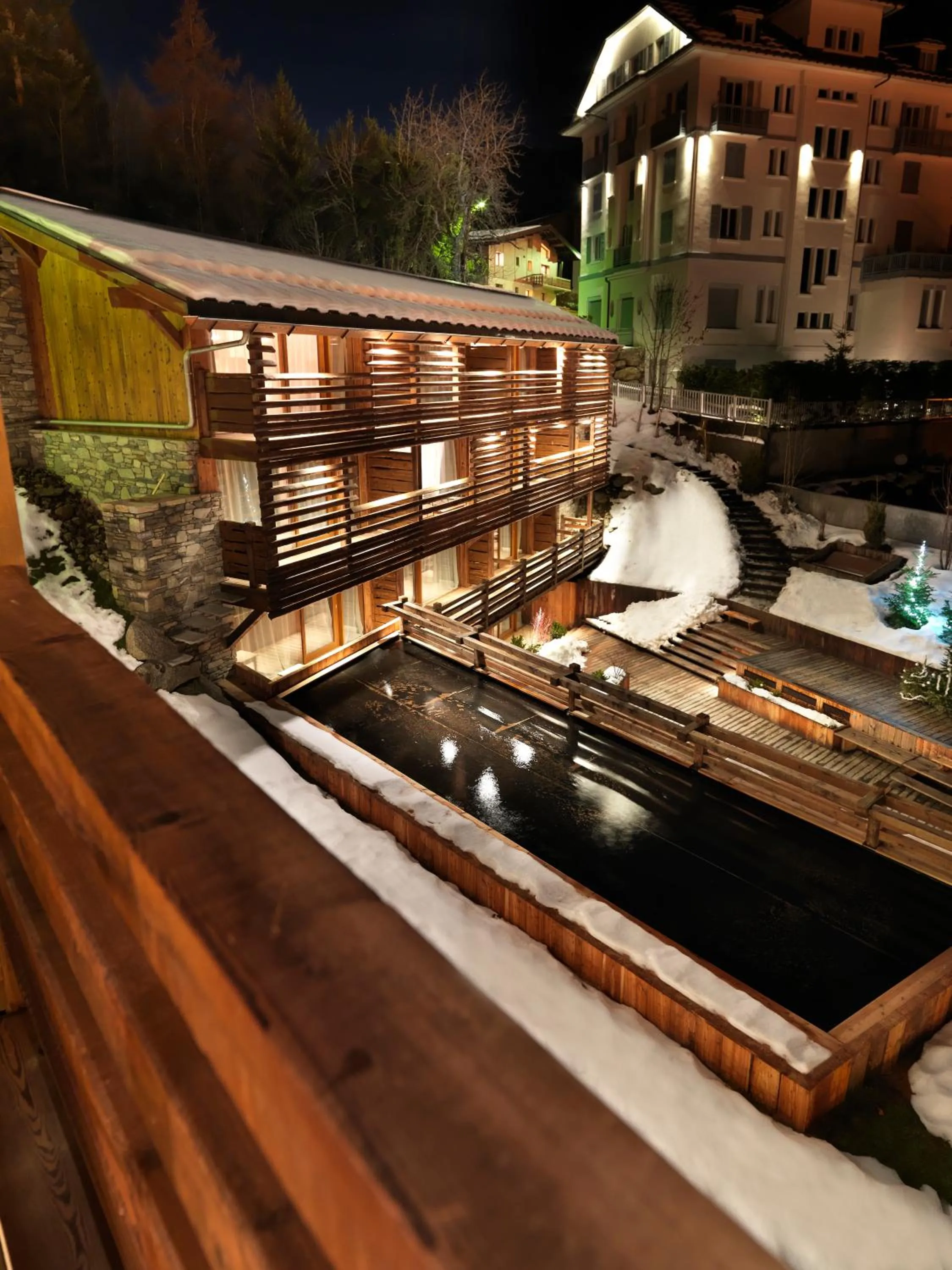 Facade/entrance in M de Megève