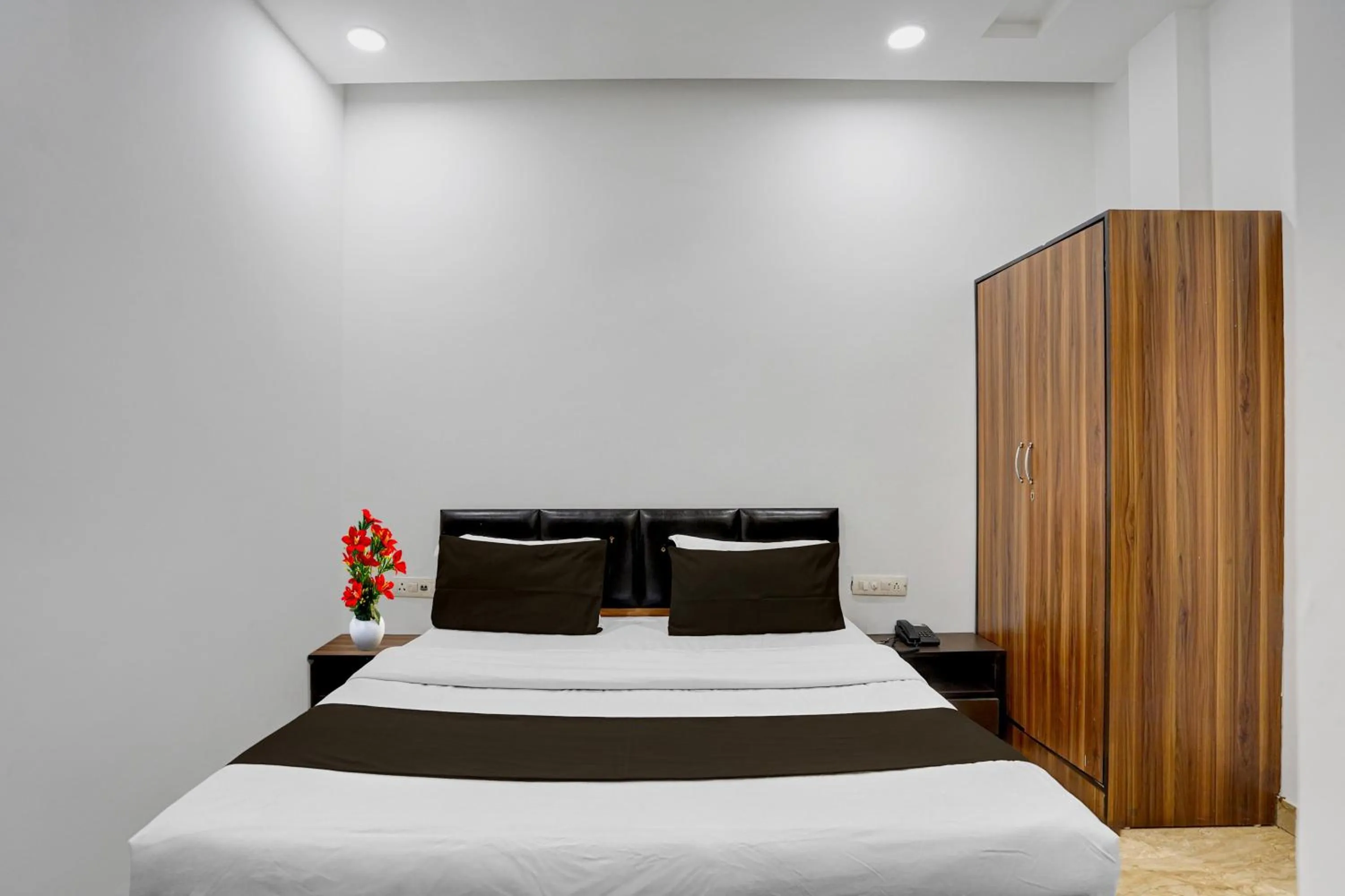 Bedroom, Bed in Hotel O Silver Arc Mall Ludhiana Formerly White Solitaire