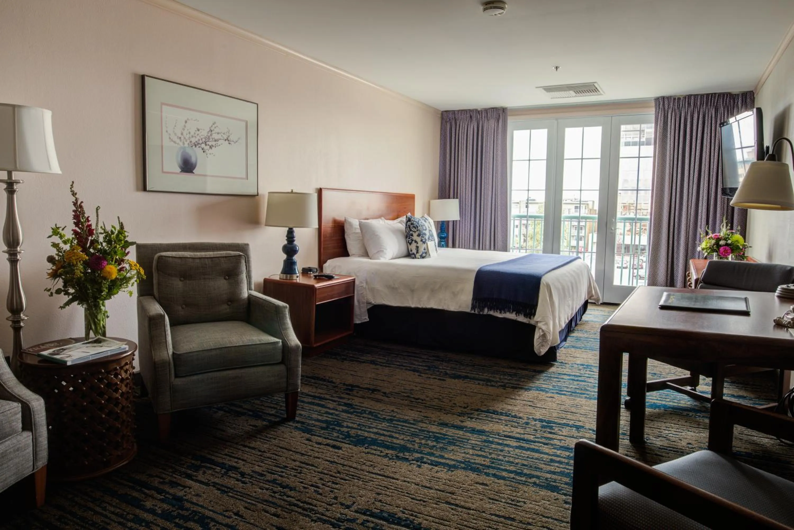 Photo of the whole room, Bed in The Voyager Inn