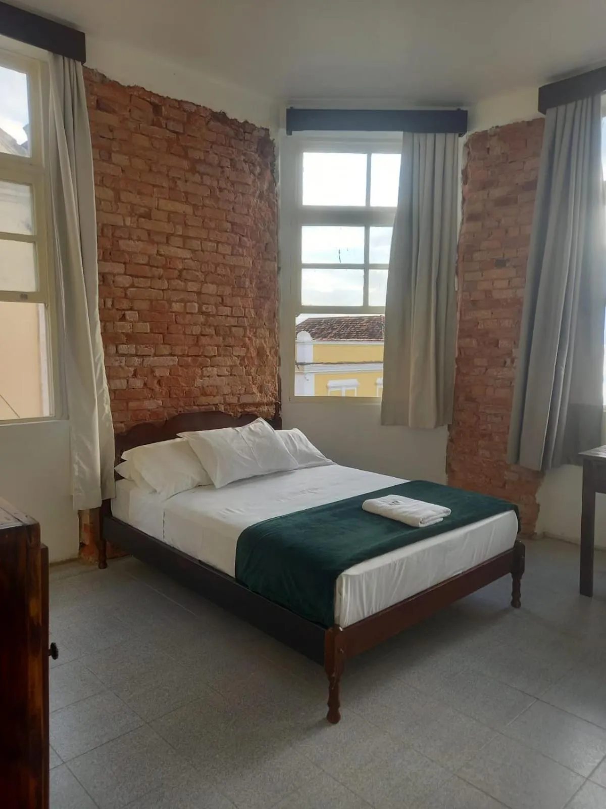 Bed in Kontiki Hotel