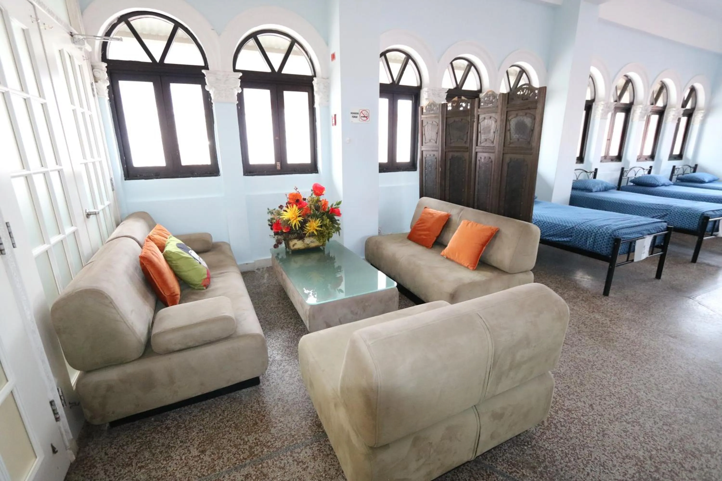 Seating area in Magnolia Inn