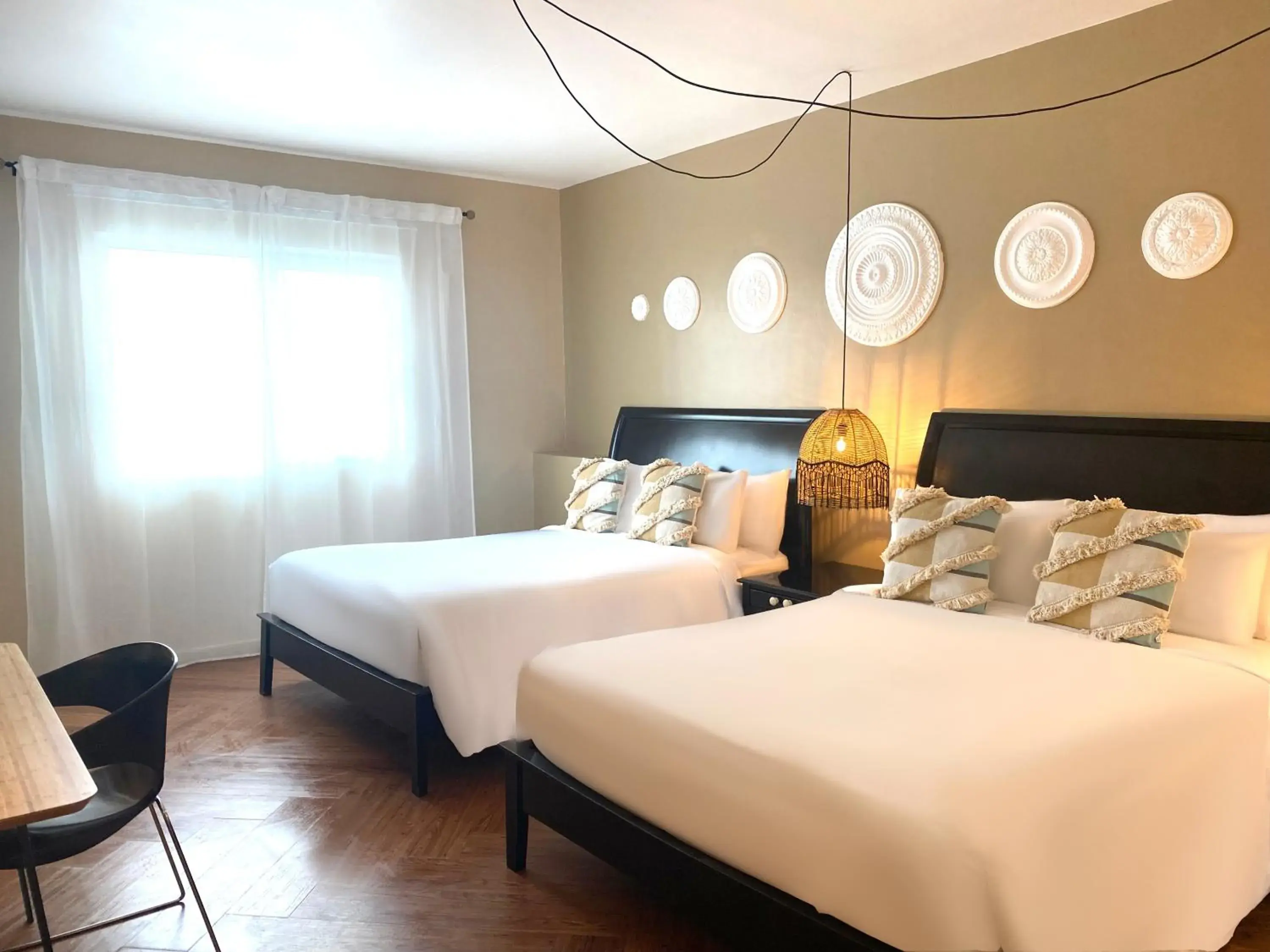 Deluxe Queen Room with Two Queen Beds in Magnolia Inn Deluxe Queen Room with Two Queen Beds in Magnolia Inn