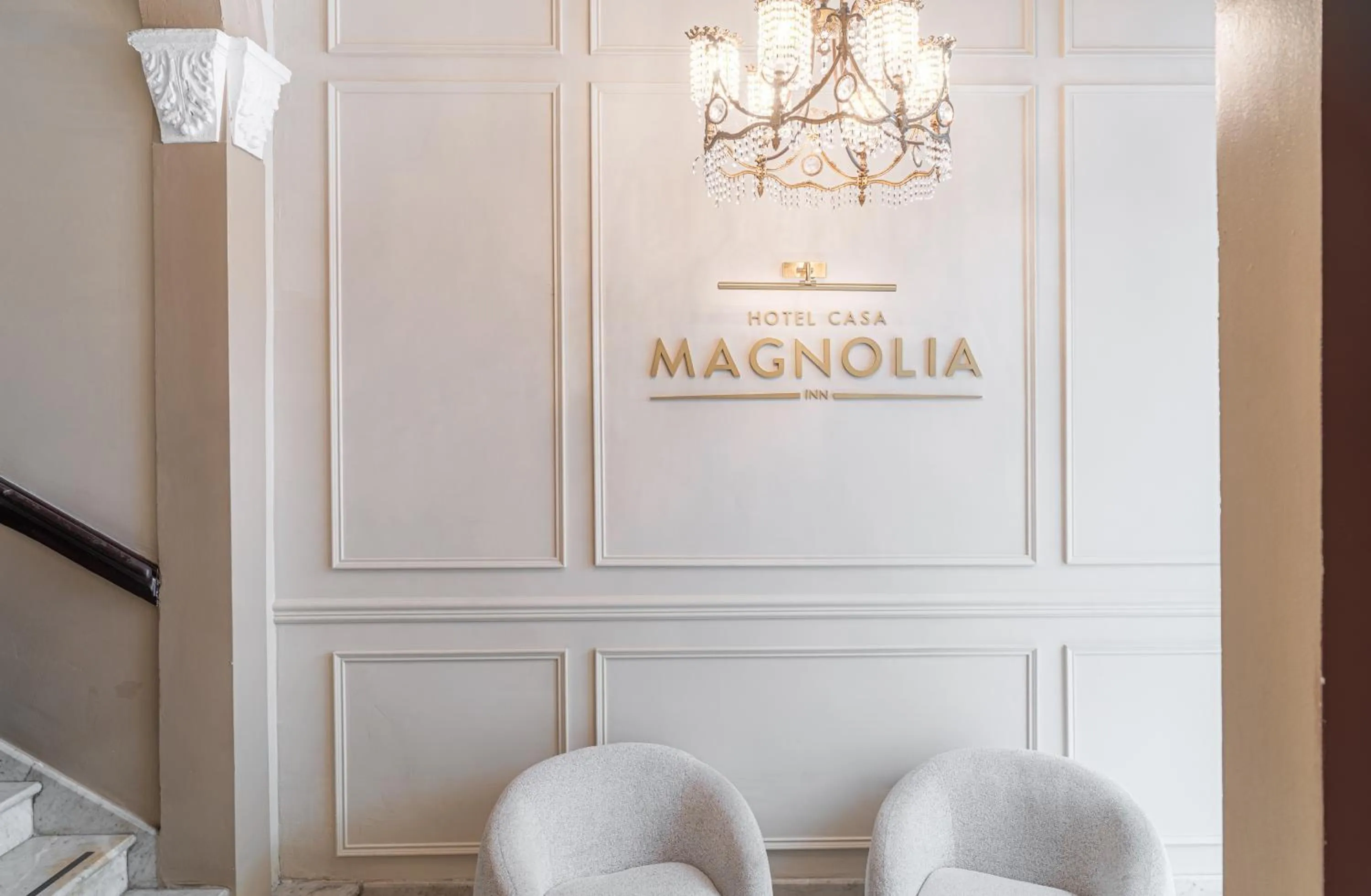 Logo/Certificate/Sign in Magnolia Inn