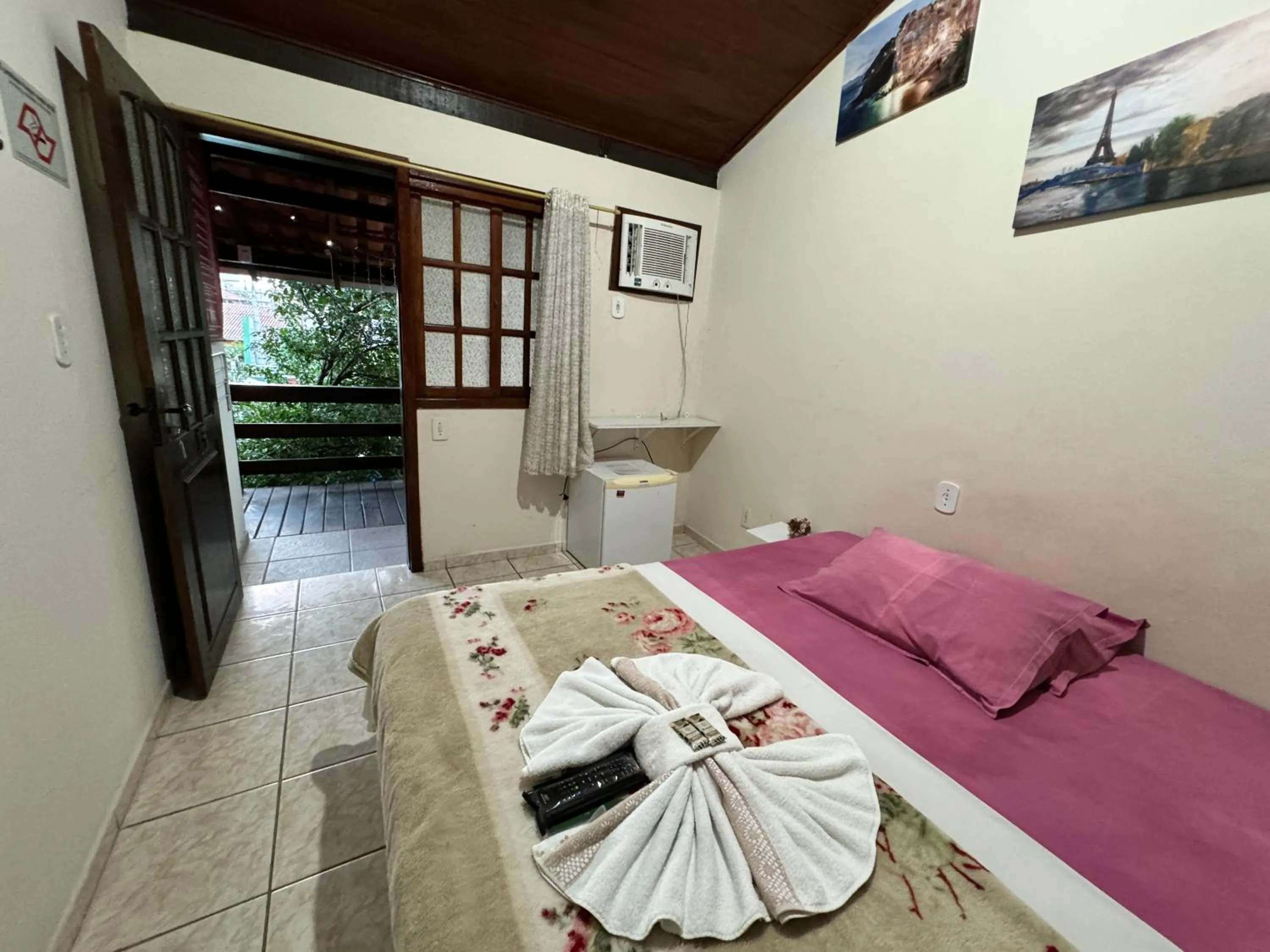 Bedroom, Bed in Pousada Vila D' Itália