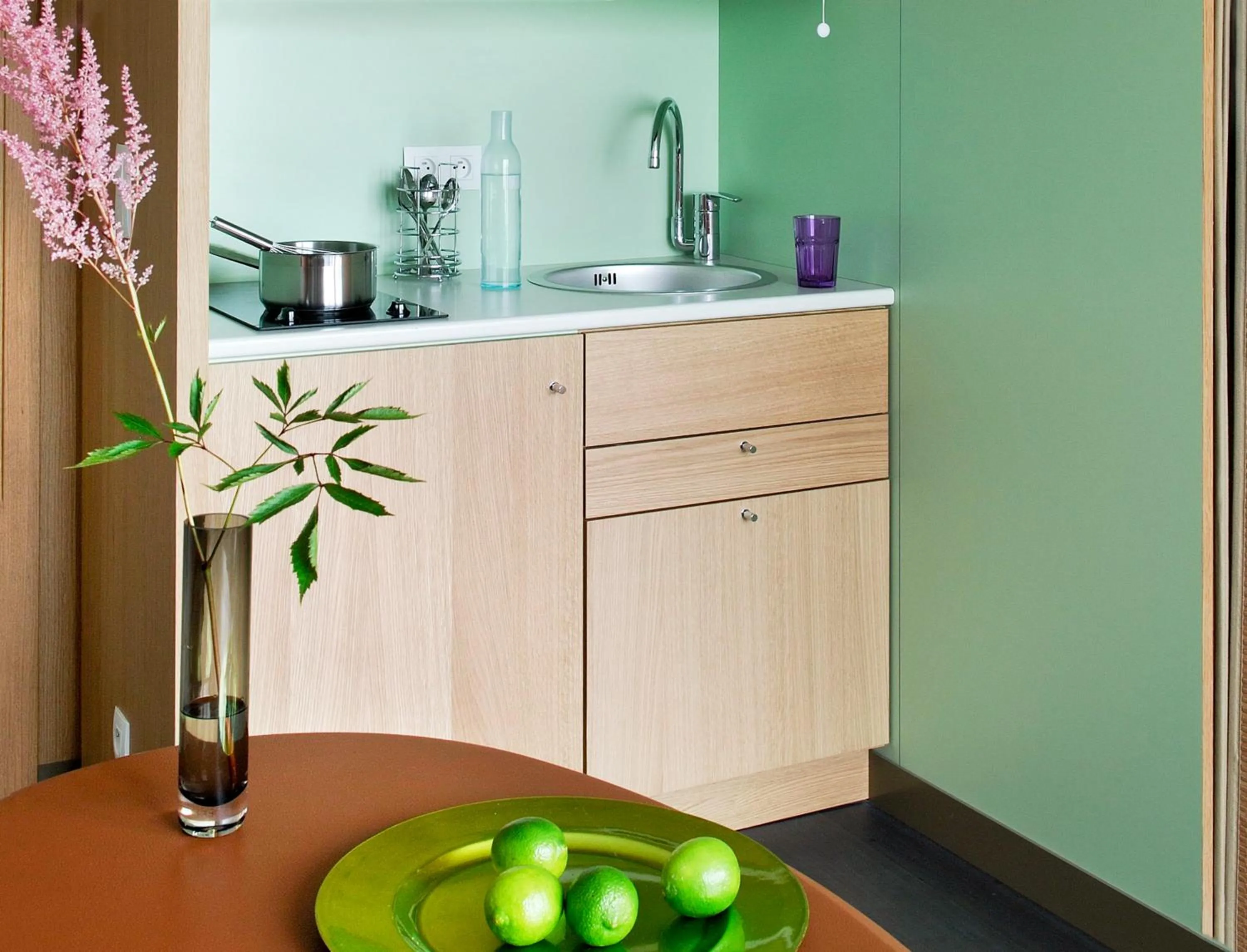 Kitchen or kitchenette in Aparthotel Adagio Bordeaux Centre Gambetta