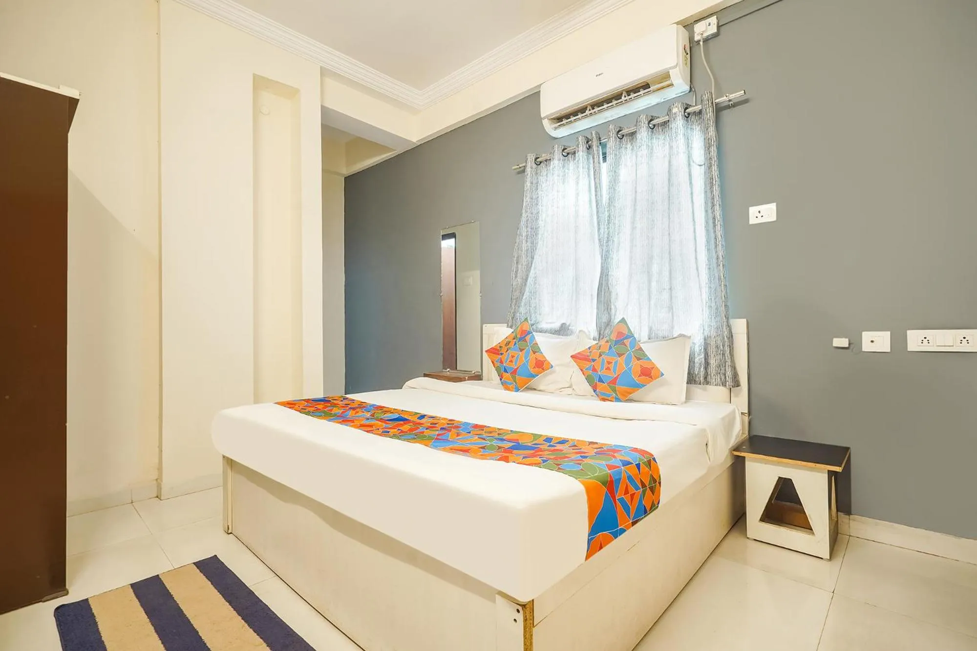 Bed in FabExpress Shraddha inn