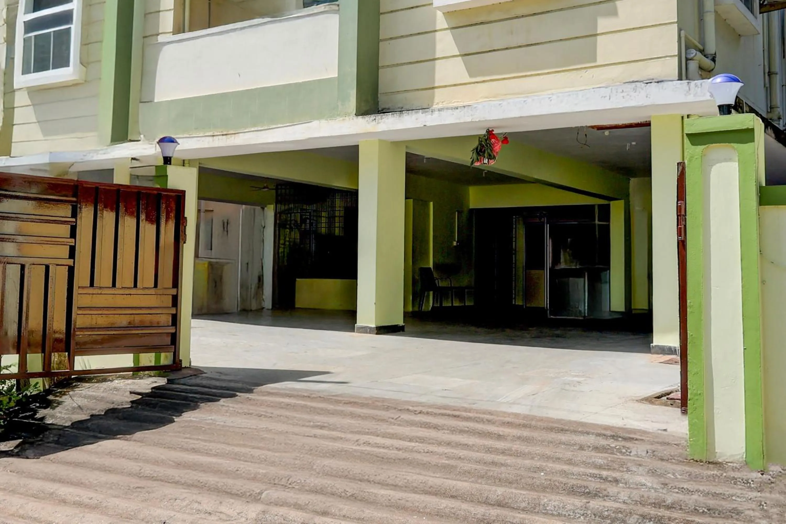 Facade/entrance in Super Hotel O Rushikonda Beach