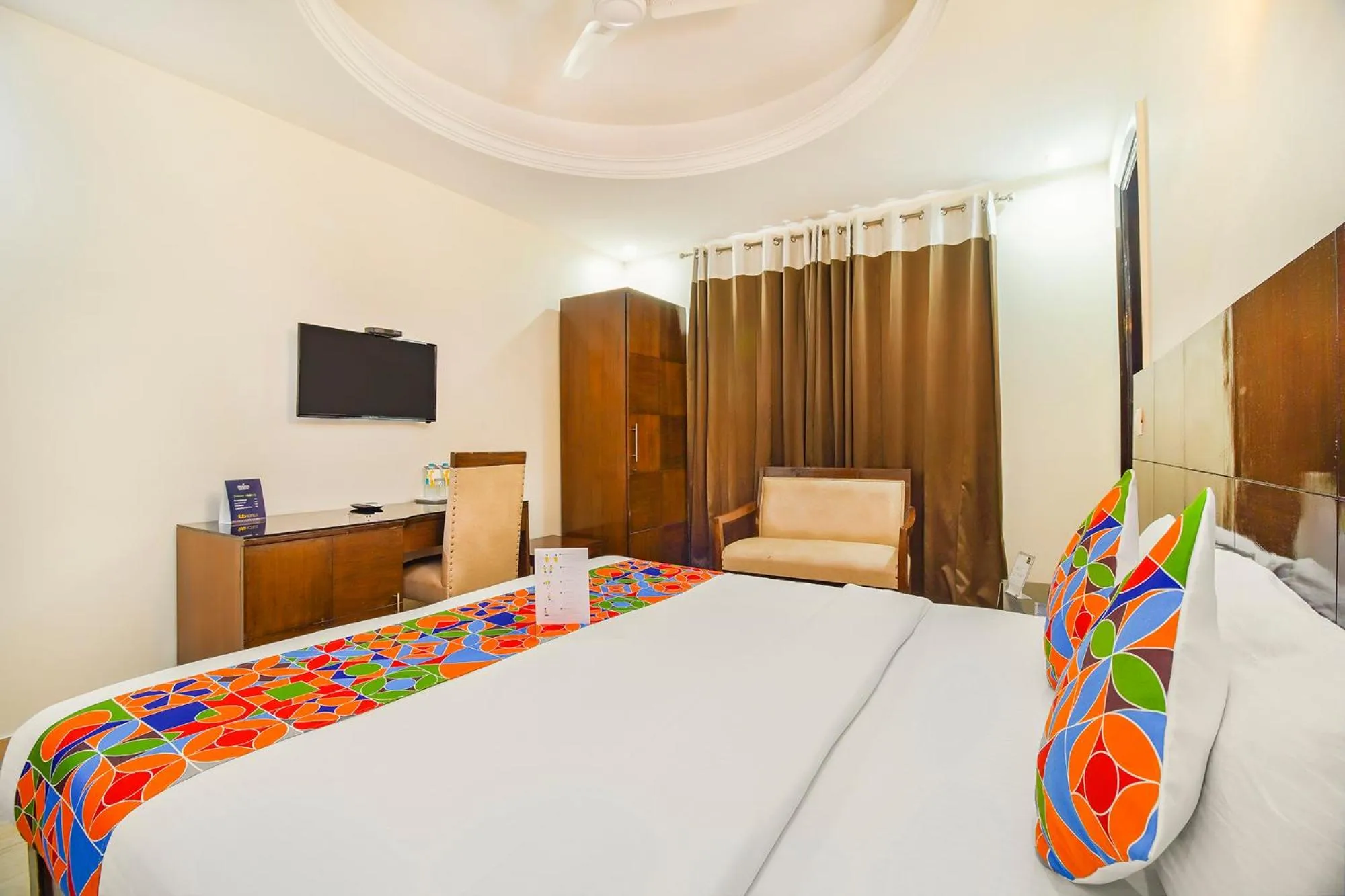 Bed in FabHotel Marble Arch Karol Bagh