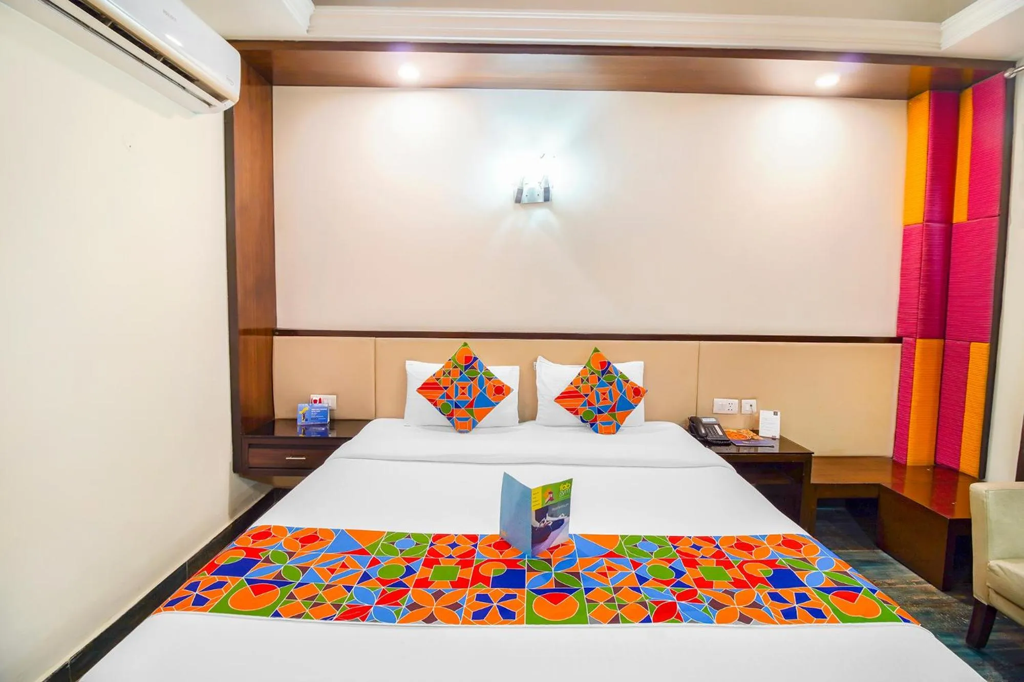 Bed in FabHotel Marble Arch Karol Bagh
