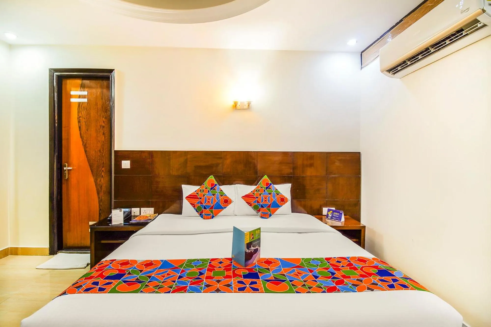 Bed in FabHotel Marble Arch Karol Bagh