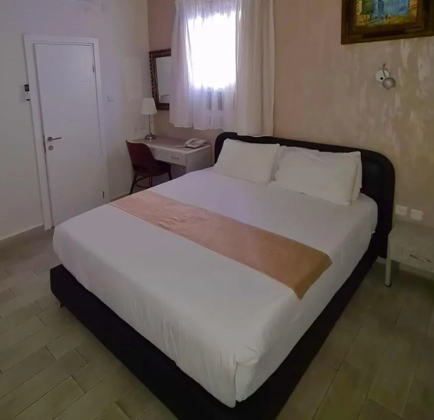 Hotel Alma - Near The Sea