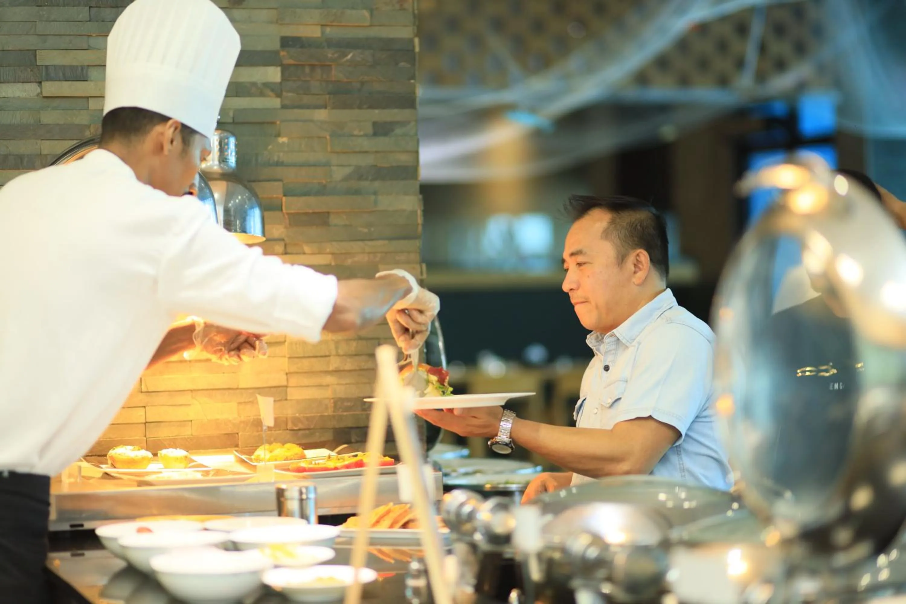 Restaurant/places to eat in Ramee Grand Hotel And Spa