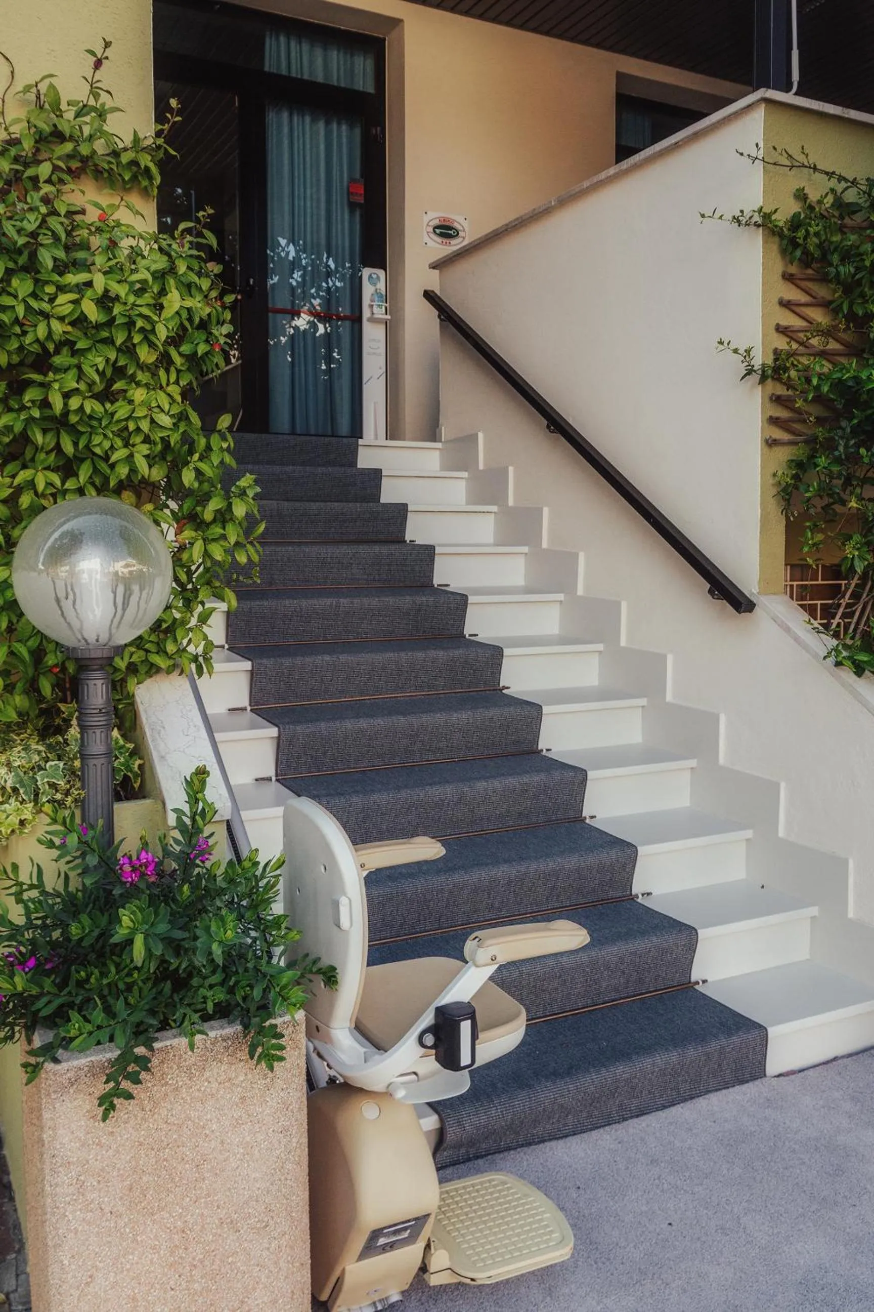 Property building in Hotel Boston