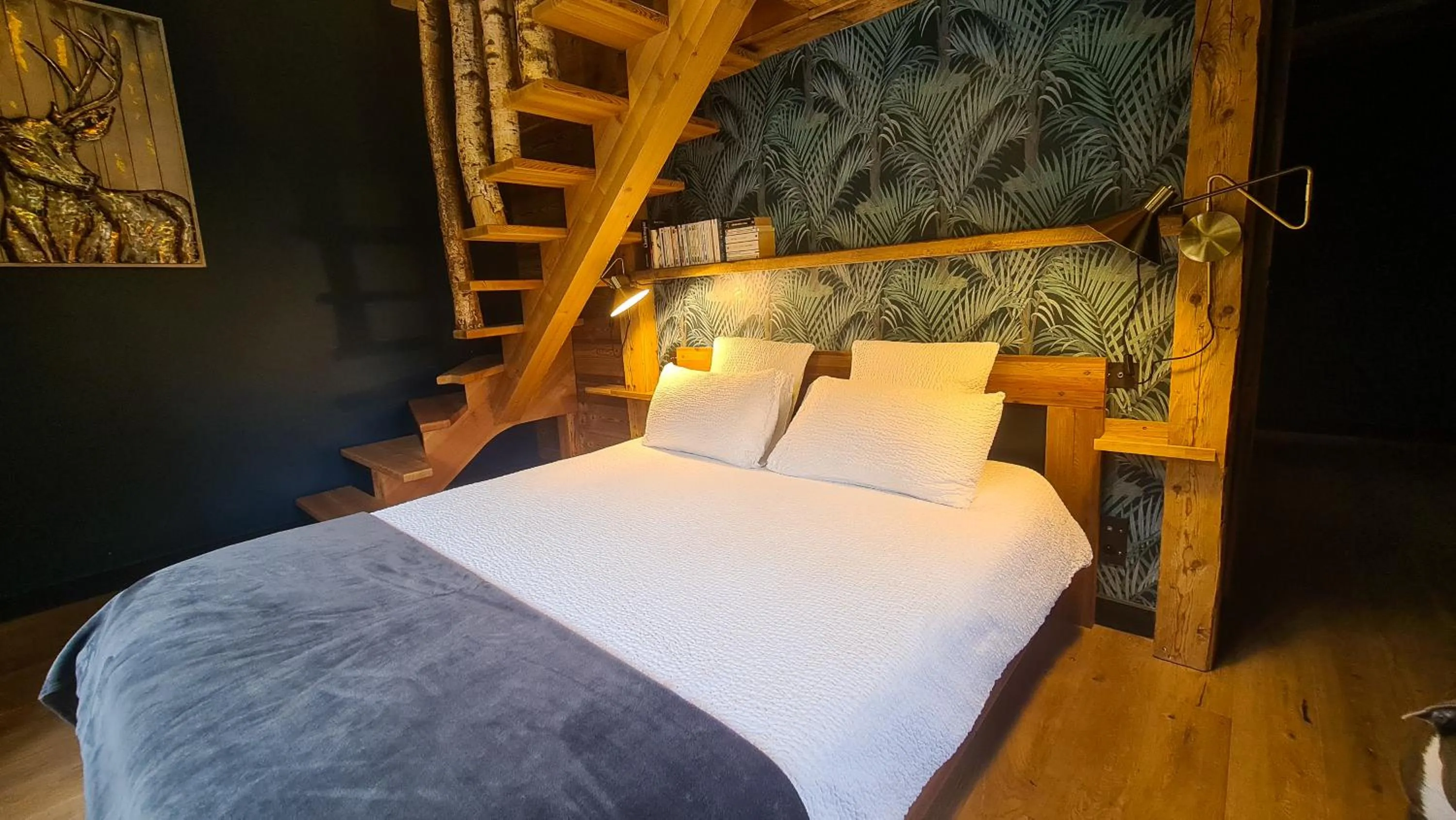 Bed in CHALET 1703 - Refuge Alpin avec Spa & Sauna - l'esprit maison au Coeur des Alpes - Adults Only
