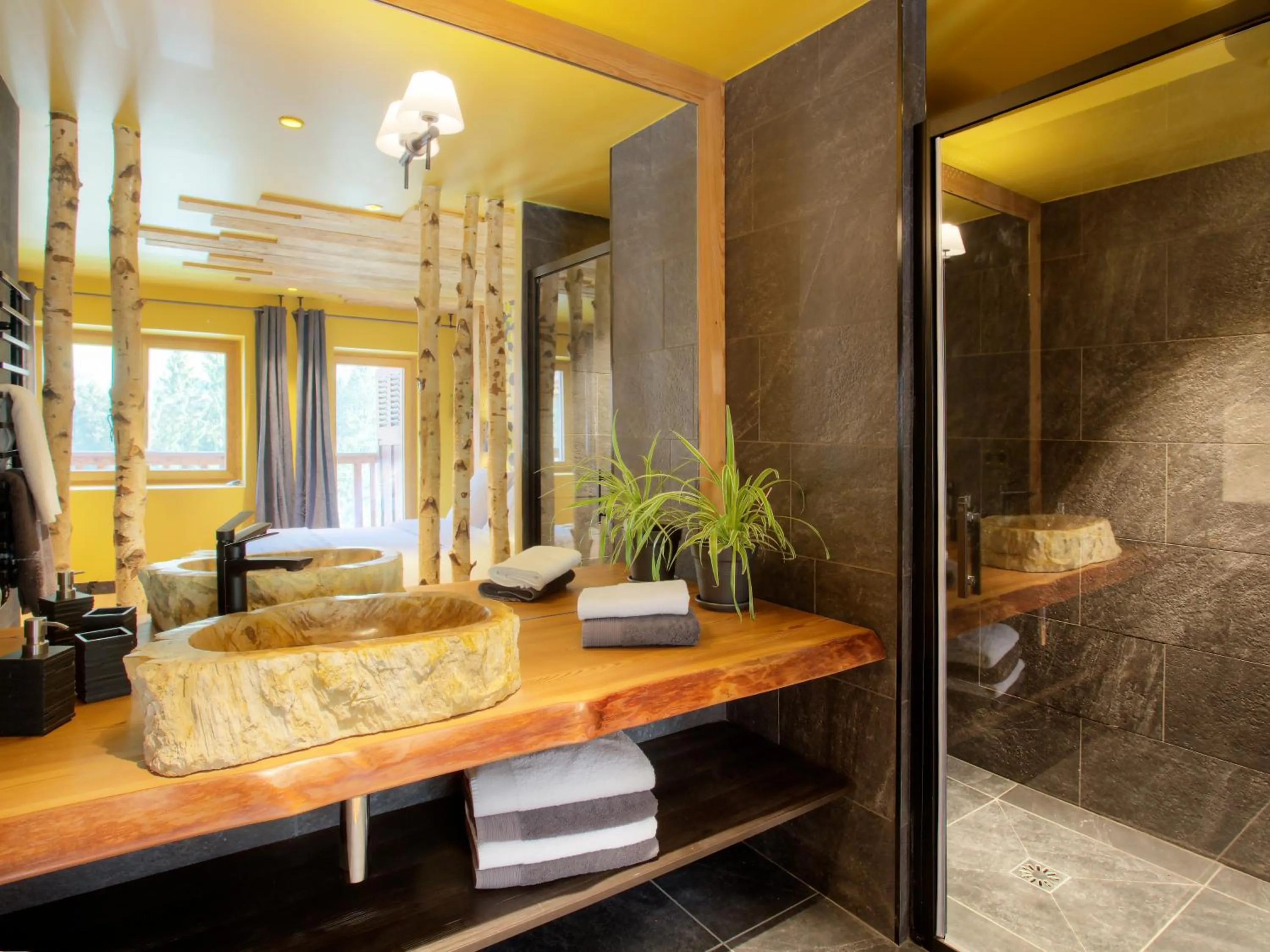 Shower in CHALET 1703 - Refuge Alpin avec Spa & Sauna - l'esprit maison au Coeur des Alpes - Adults Only