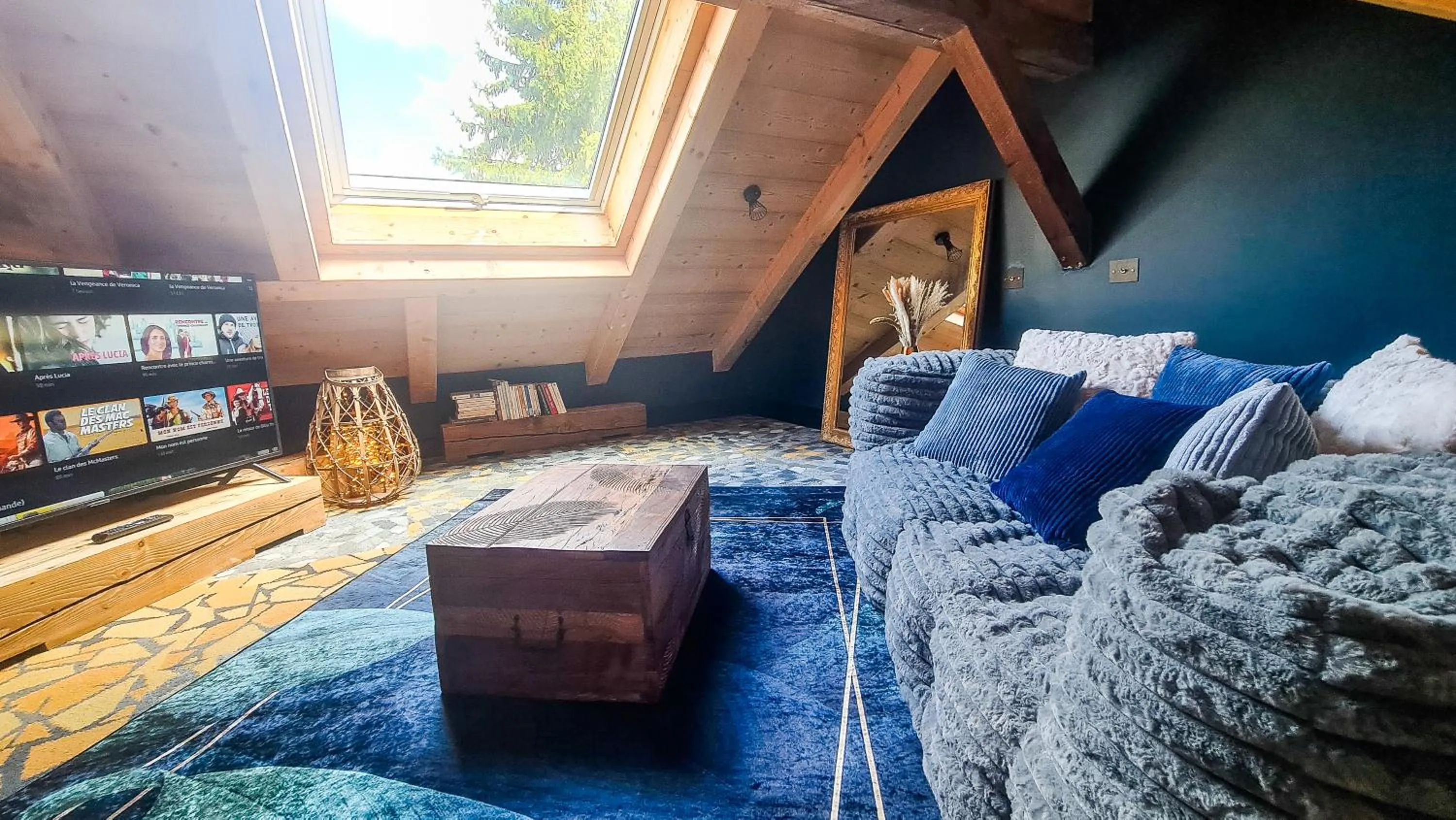 Seating area in CHALET 1703 - Refuge Alpin avec Spa & Sauna - l'esprit maison au Coeur des Alpes - Adults Only