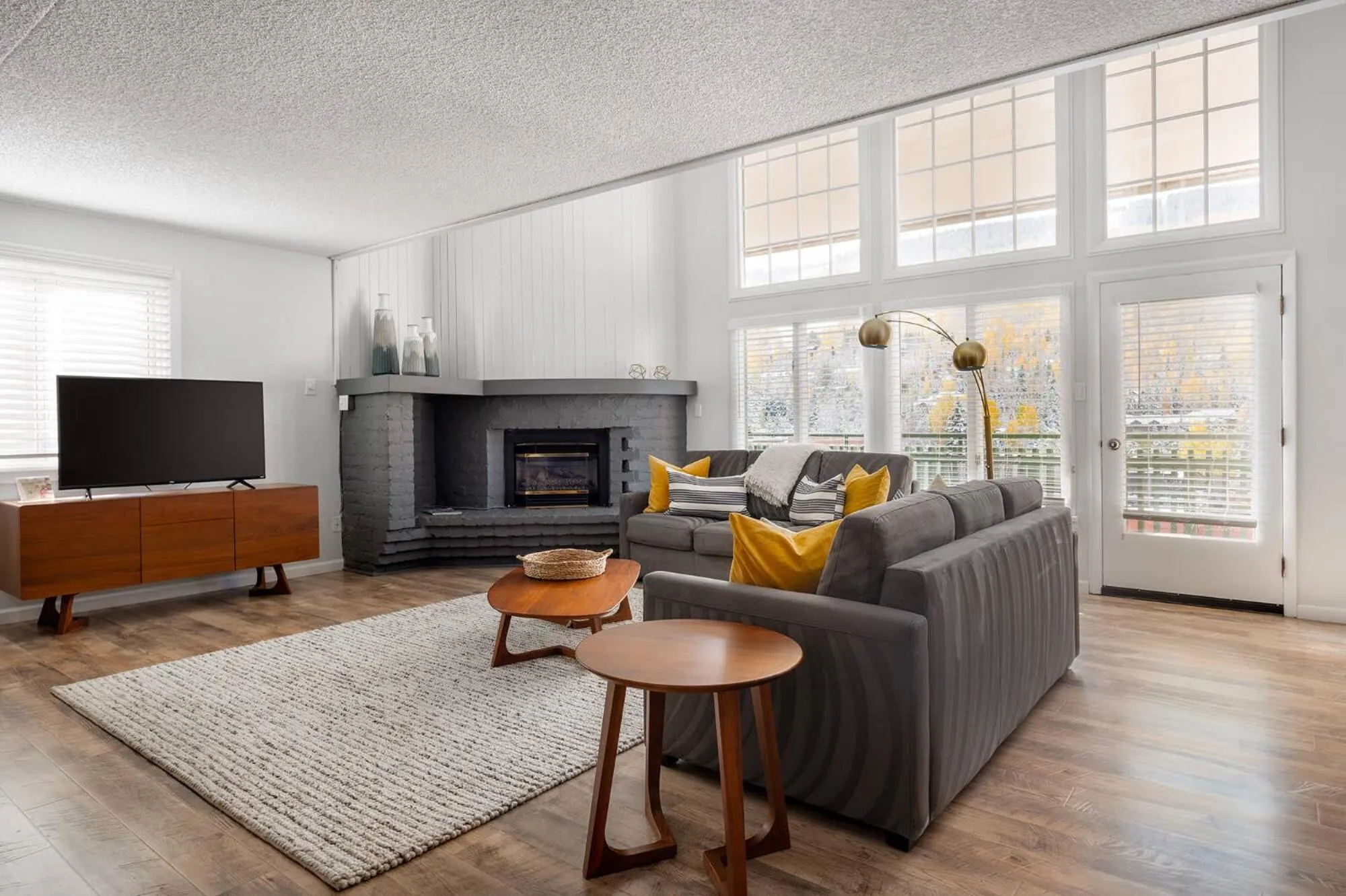Living room in Evergreen Lodge at Vail