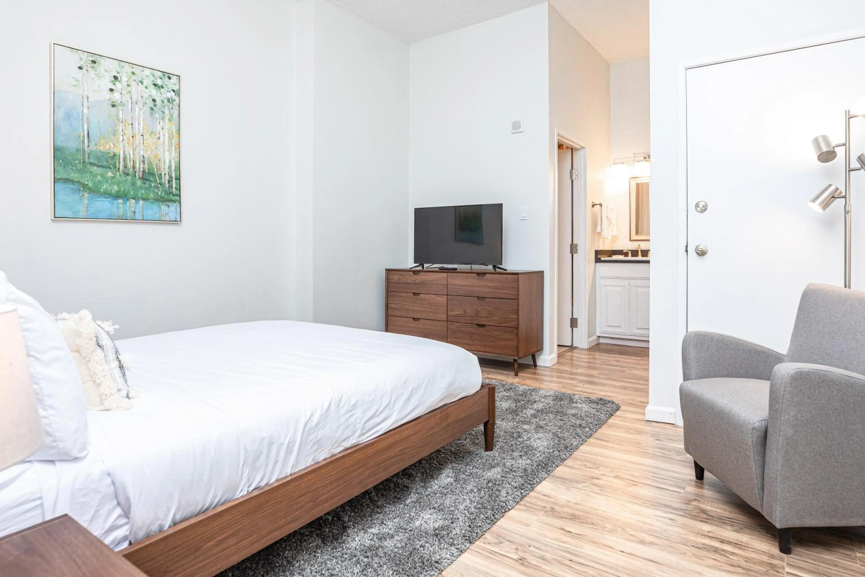 Bedroom, Bed in Evergreen Lodge at Vail