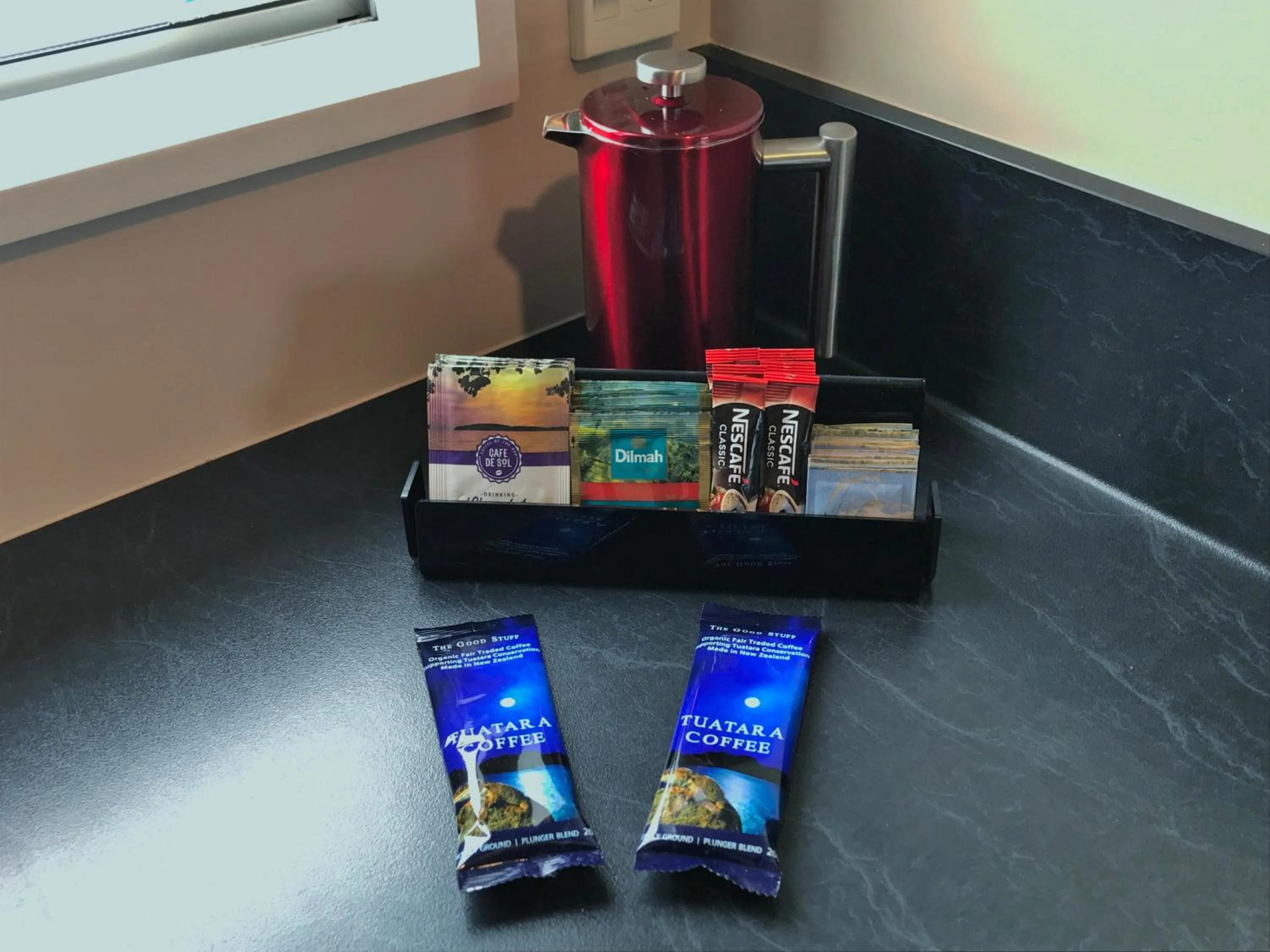 Coffee/tea facilities in Phoenix Motels