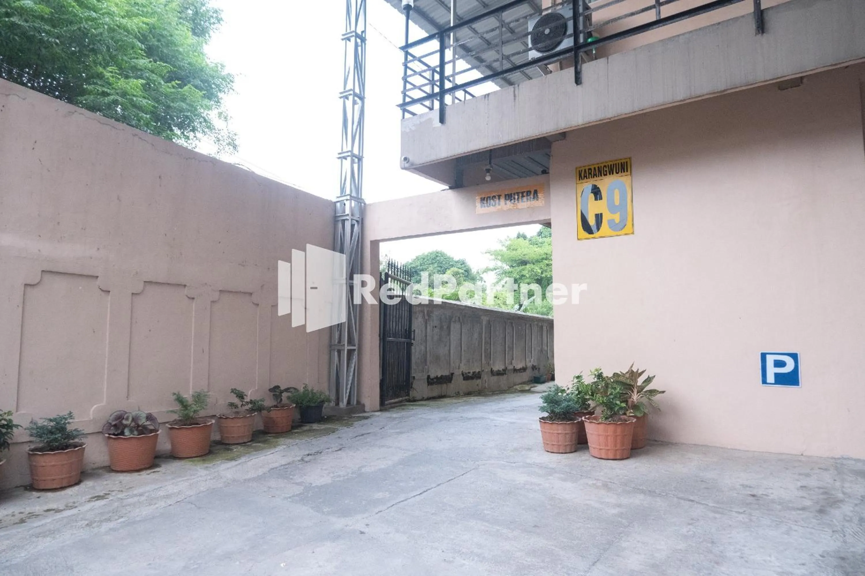 Property building in Homestay C9 Exclusive Kaliurang Yogyakarta Mitra RedDoorz