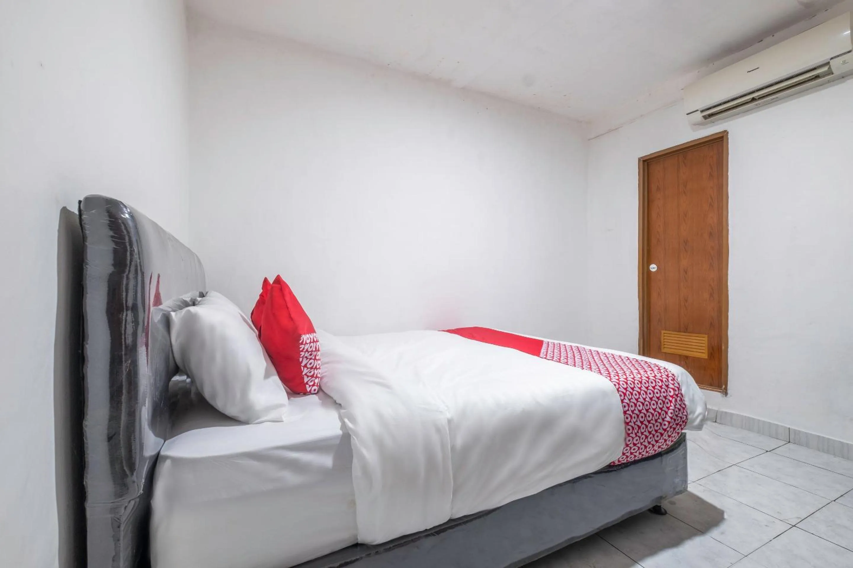 Bedroom in OYO Life 2391 Baladewa Residence Syariah