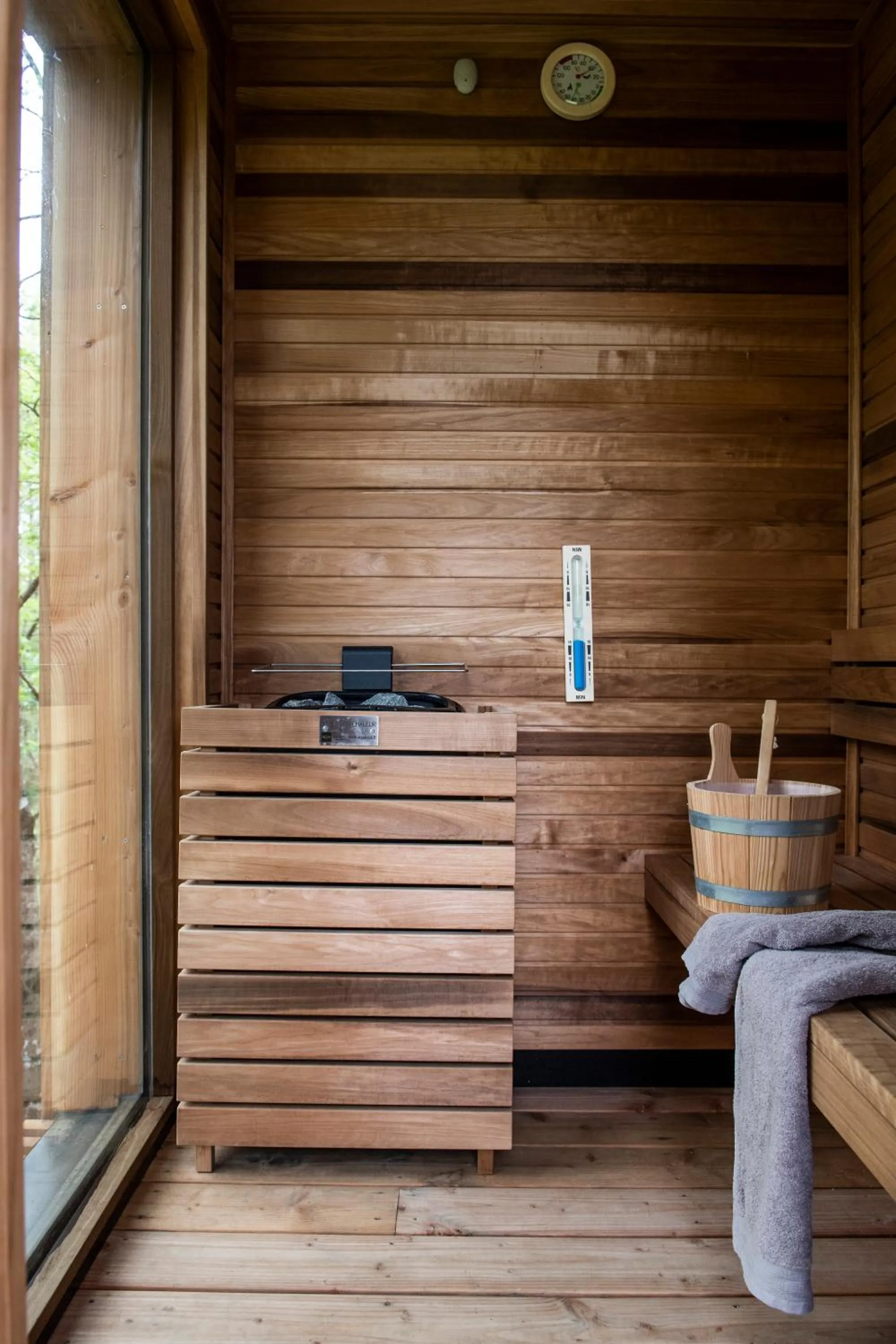 Sauna in Loire Valley Lodges - Hotel