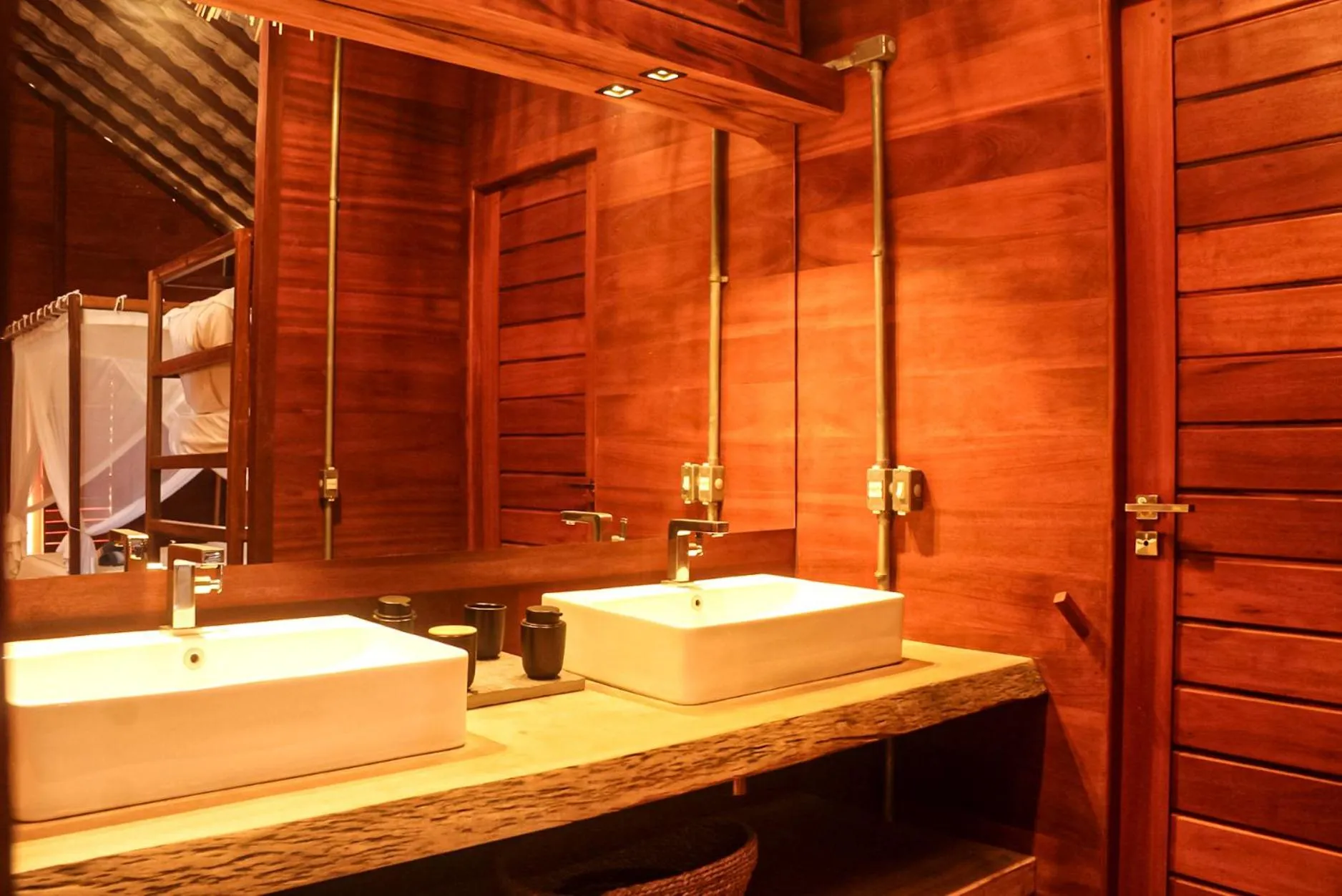 Bathroom in Kabana Hotel