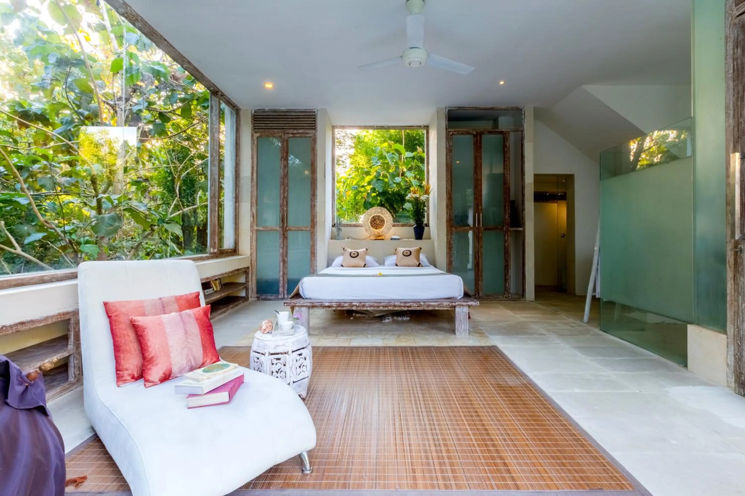 Photo of the whole room, Bed in BoHo Hills Bali