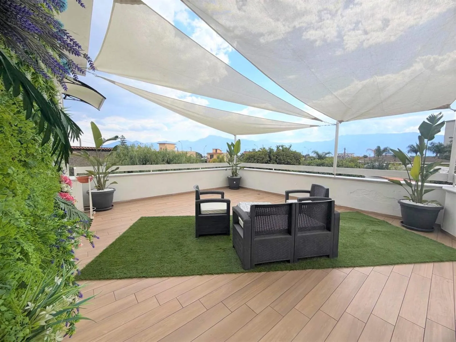 Balcony/Terrace in Home Olympus Vesuvio