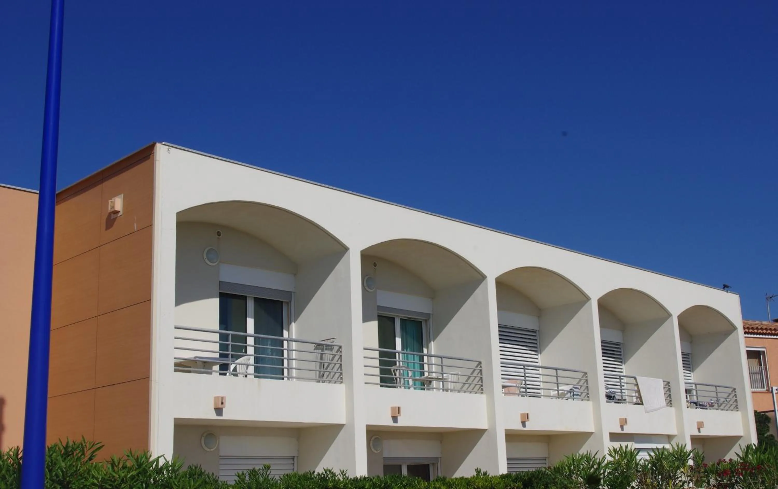 Facade/entrance in Les Stoechades