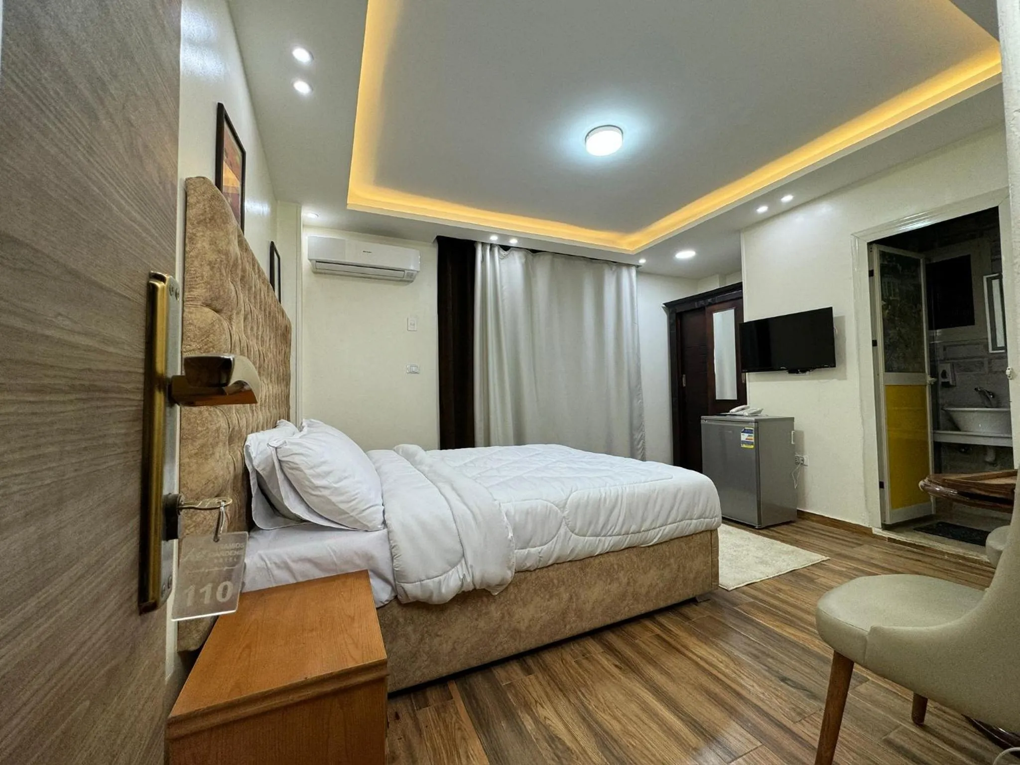 Bed in Pyramids Gardens Hotel