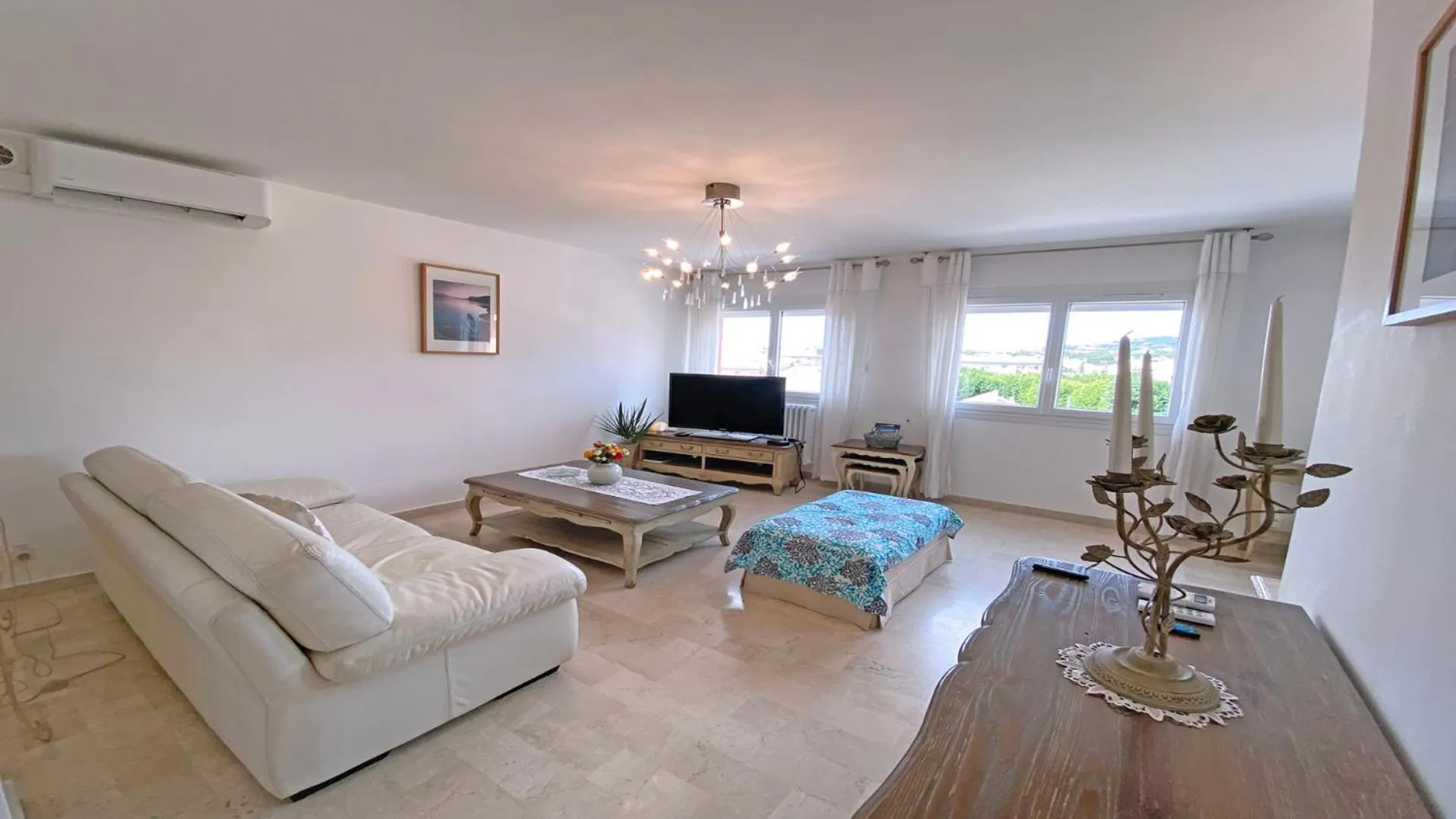 Living room in Les Saisons