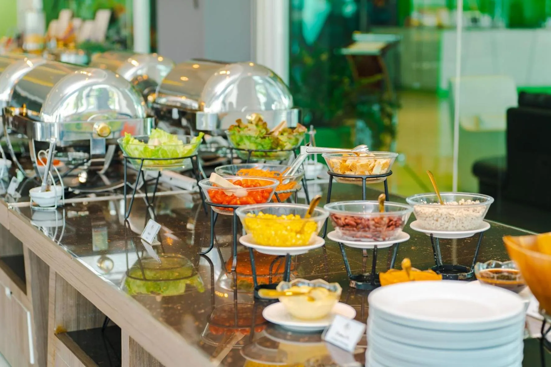 Buffet breakfast in Tamarind Garden Hotel