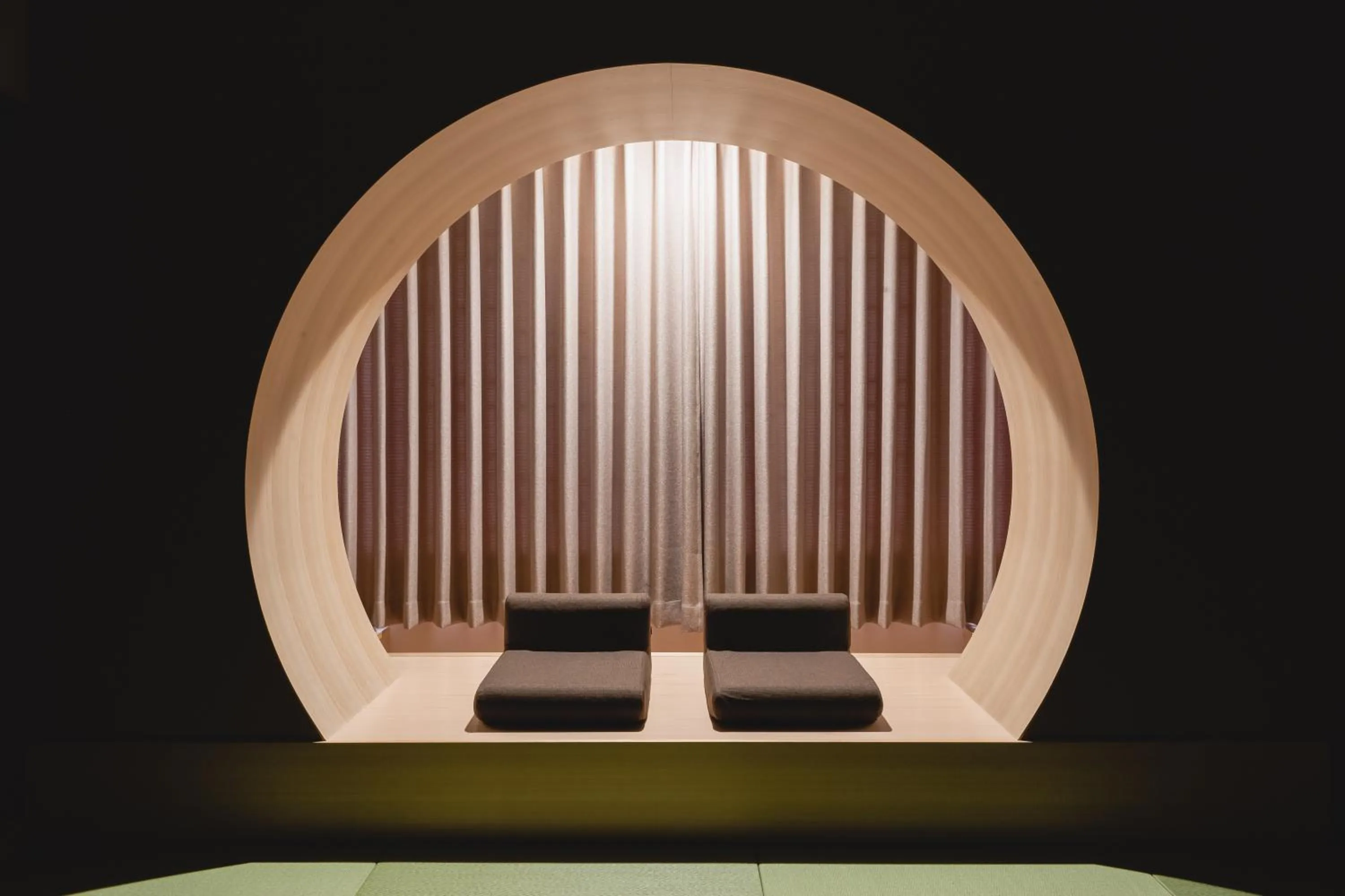 Photo of the whole room in Arima Kirari