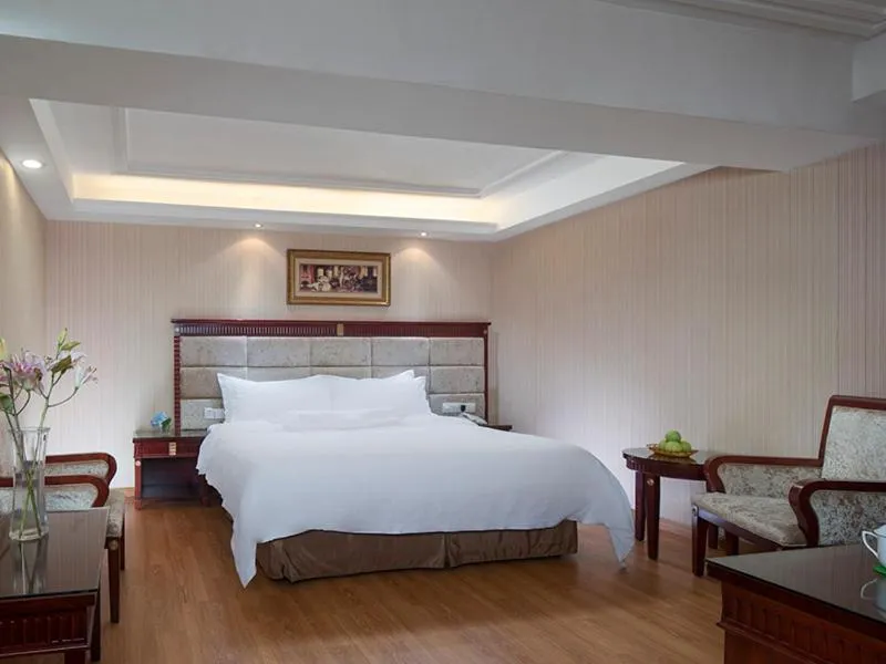 Vienna International Hotel Yangshuo West Street