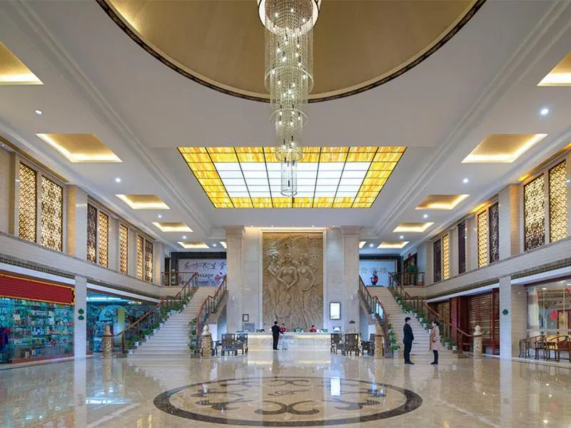 Vienna International Hotel Yangshuo West Street