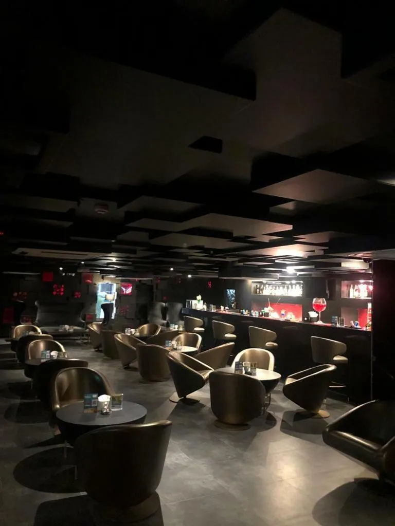 Restaurant/places to eat in Cocoon Luxury Business Hotel