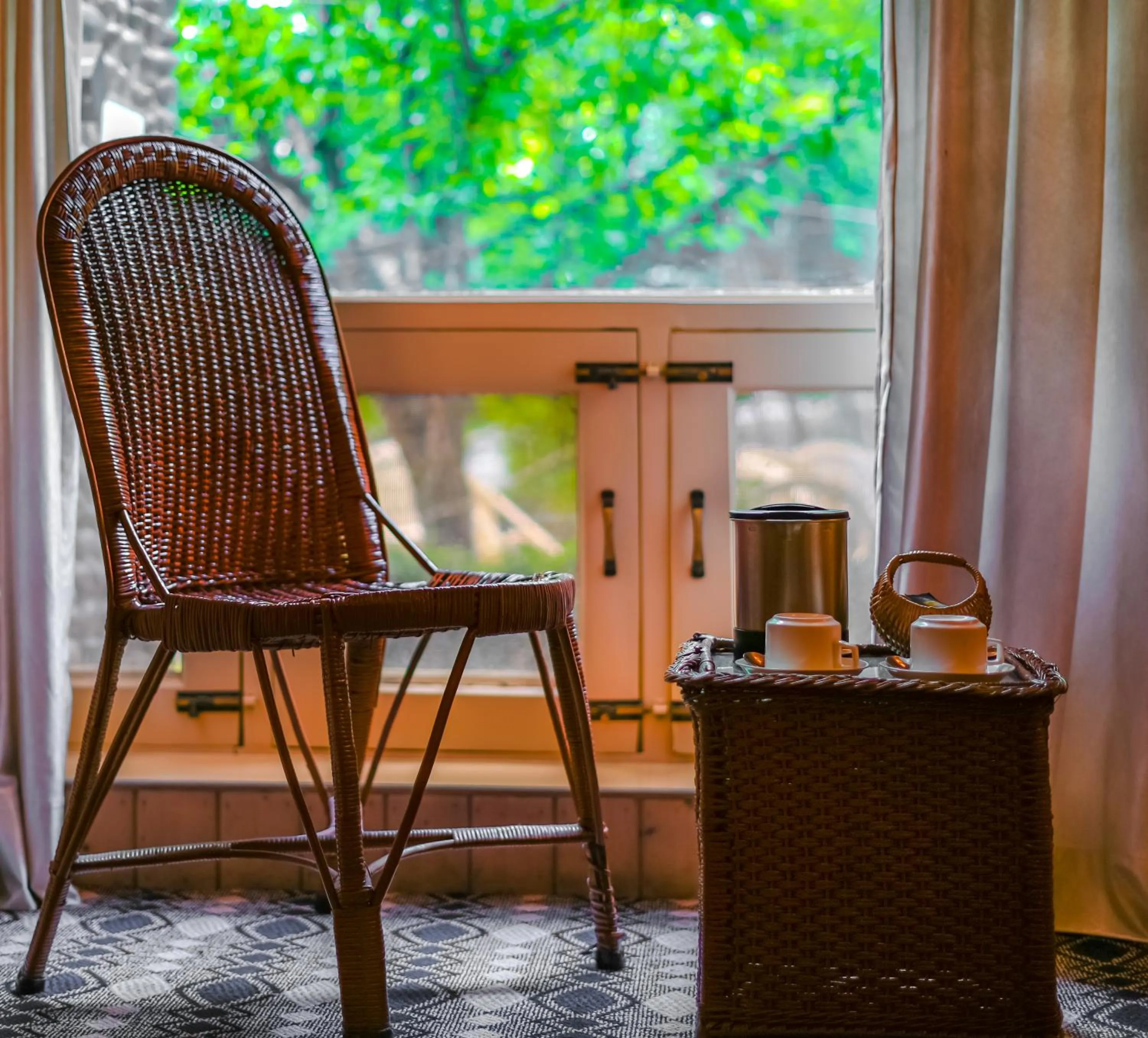 room service in Hotel Mirage