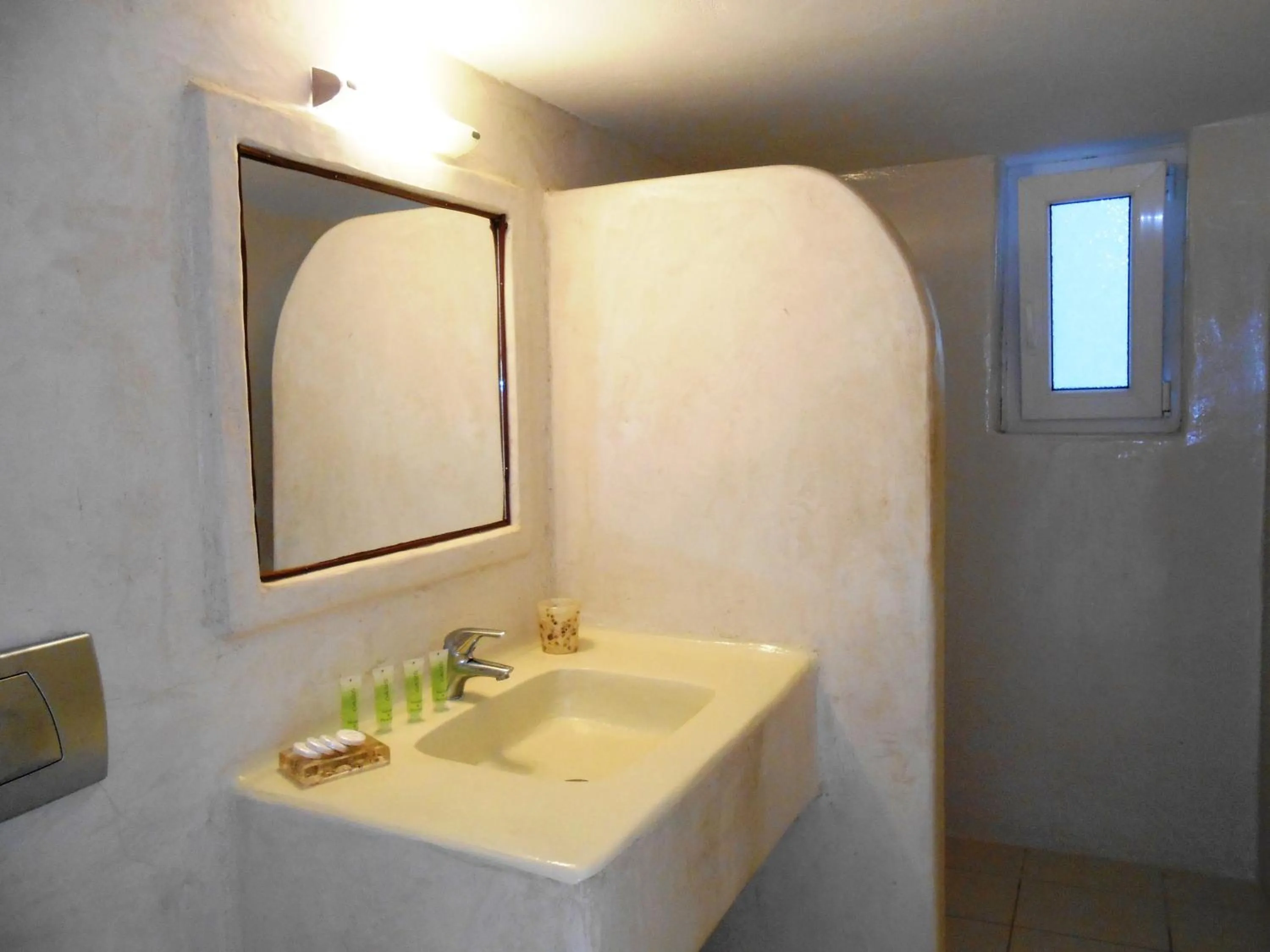 Bathroom in Livanios Studios