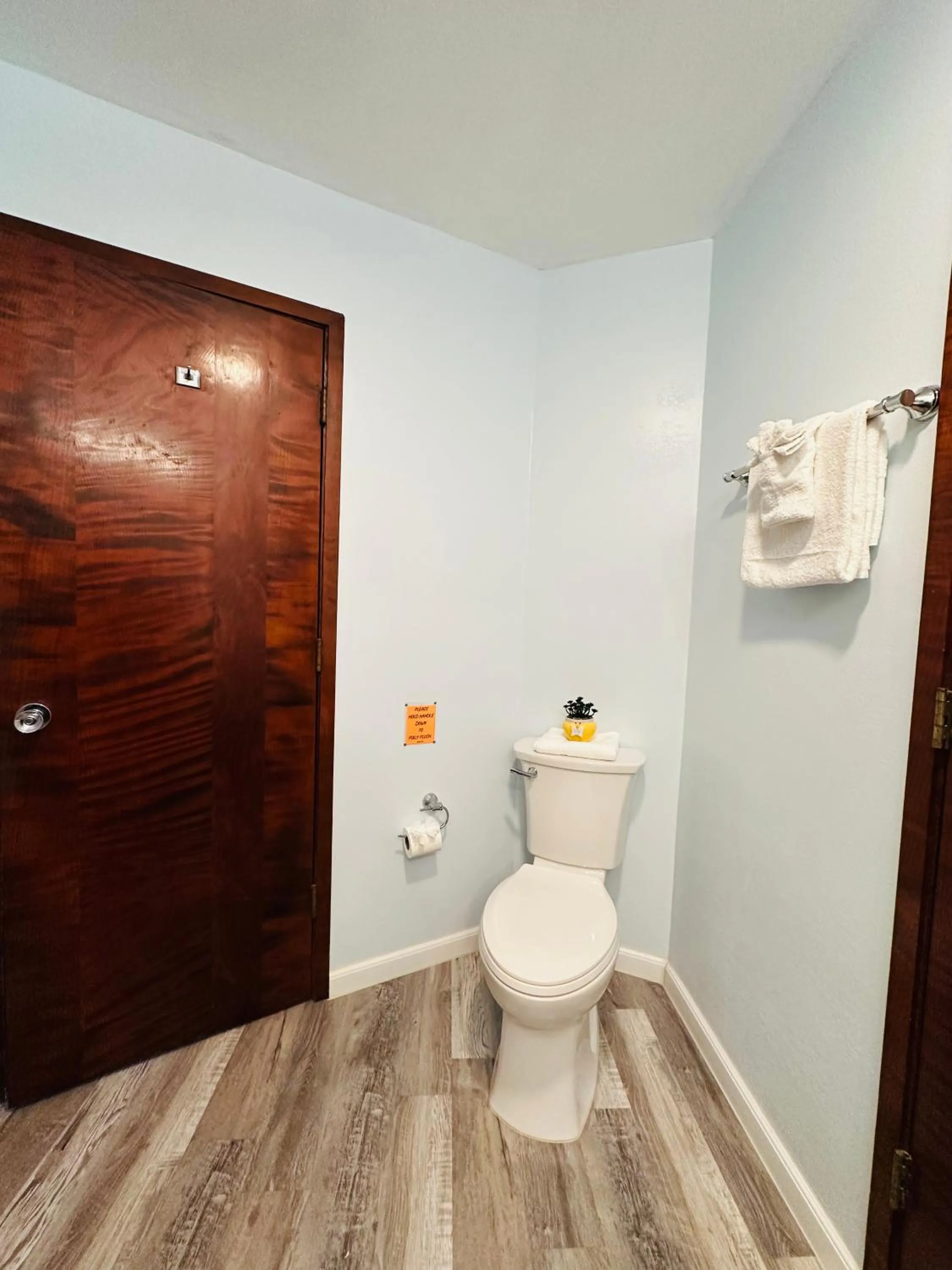 Triple Room in Curly Redwood Lodge