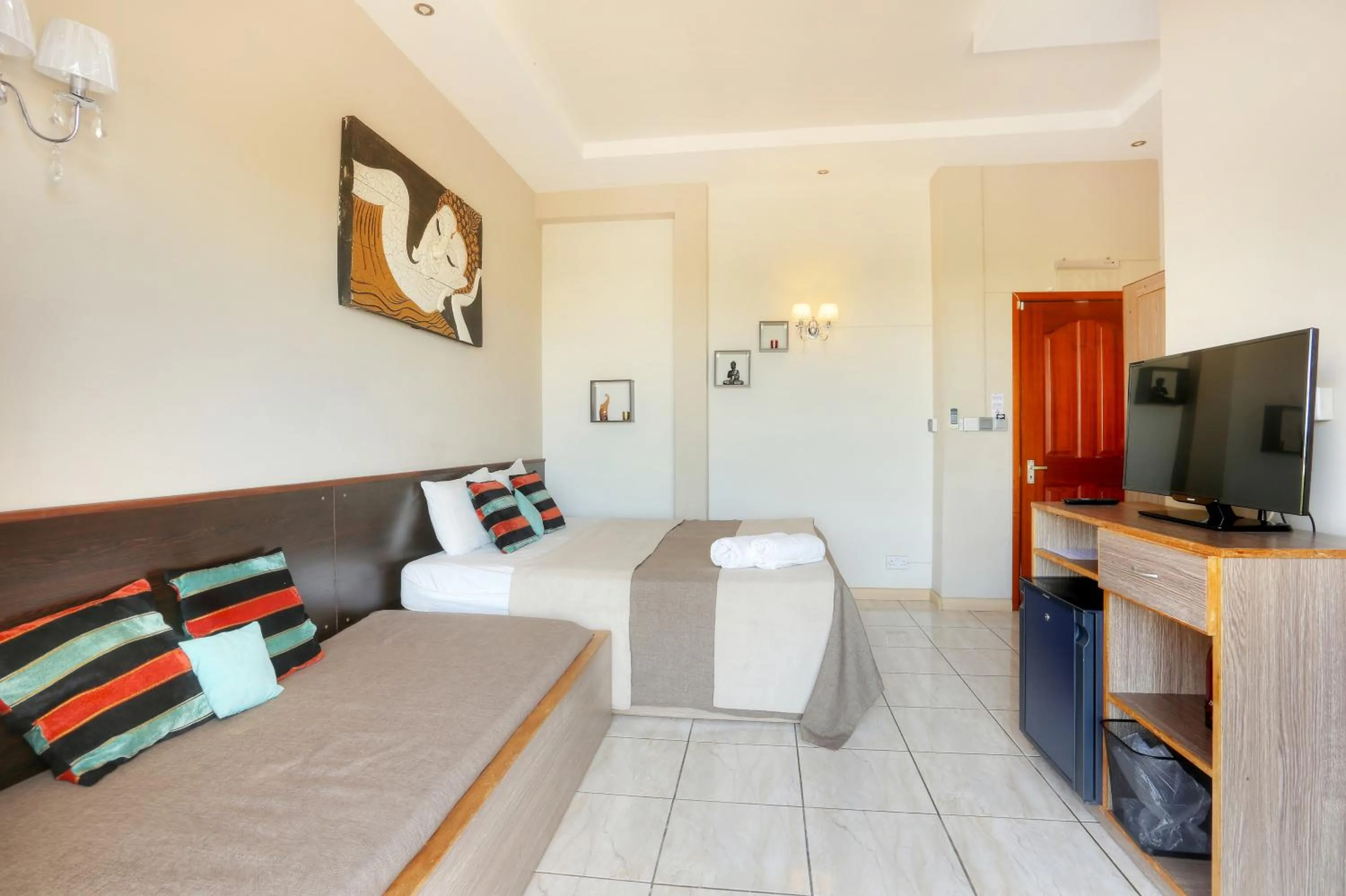 Photo of the whole room, Bed in L'Oiseau de L'Ocean Tourist Residence