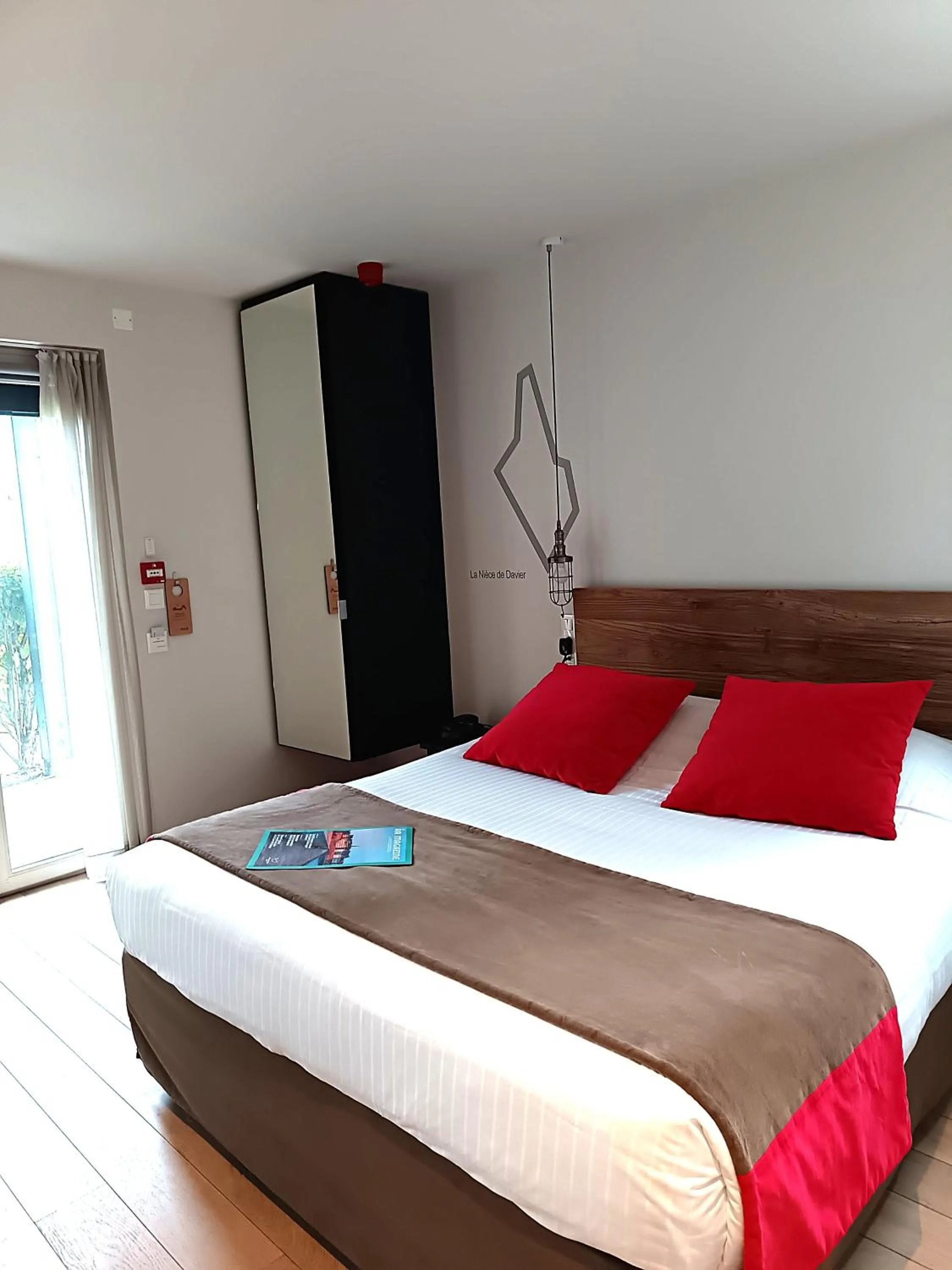 Bed in Hôtel Ar Iniz