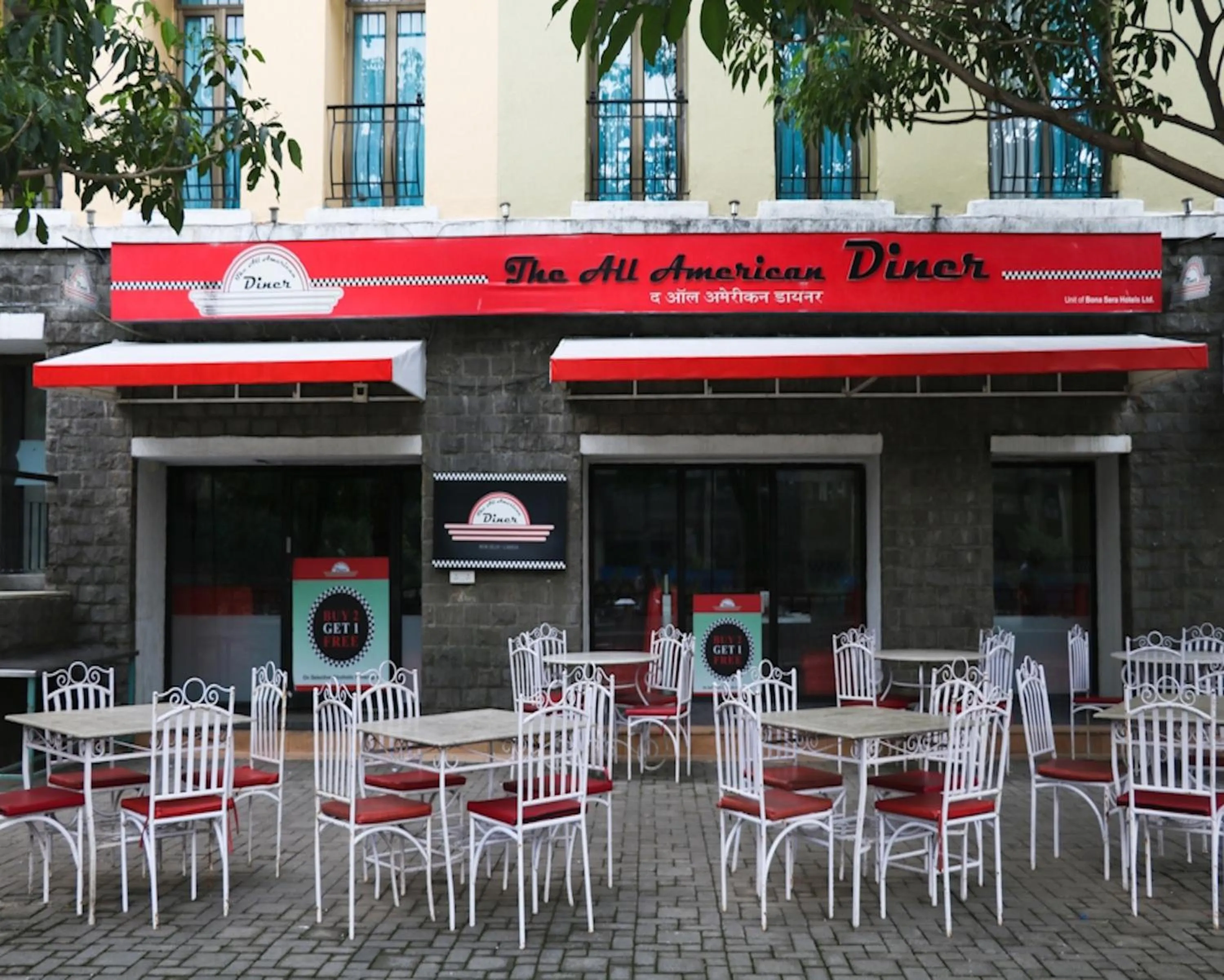 Restaurant/places to eat in The Waterfront Shaw Lavasa