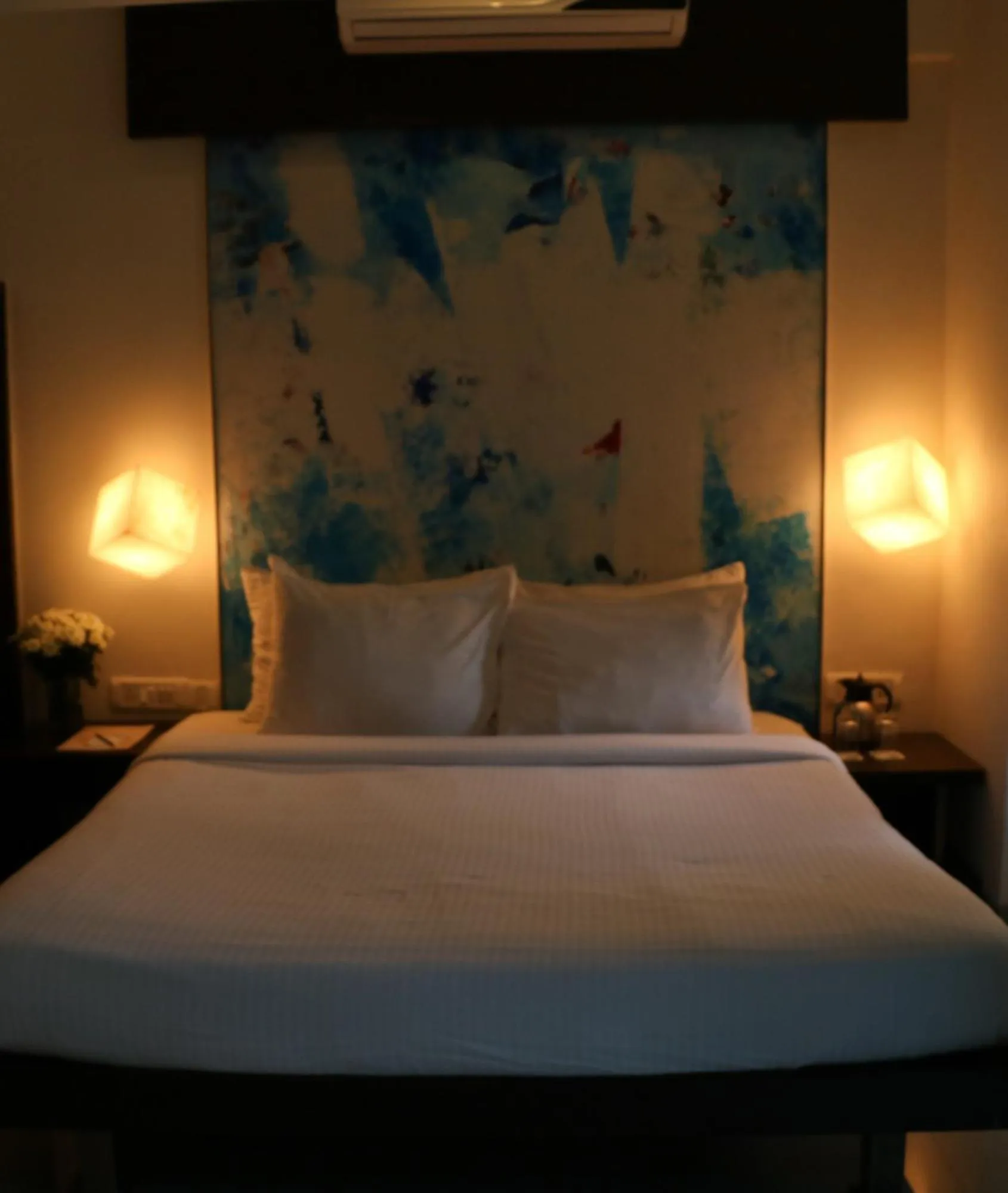 Bedroom, Bed in The Waterfront Shaw Lavasa