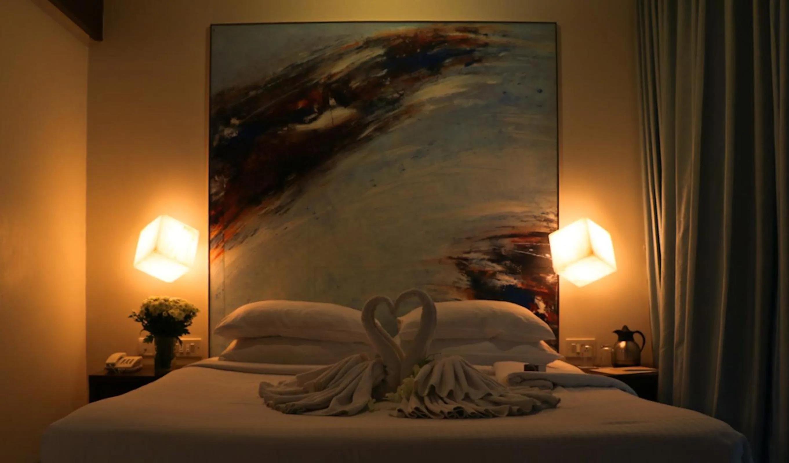 Bedroom, Bed in The Waterfront Shaw Lavasa