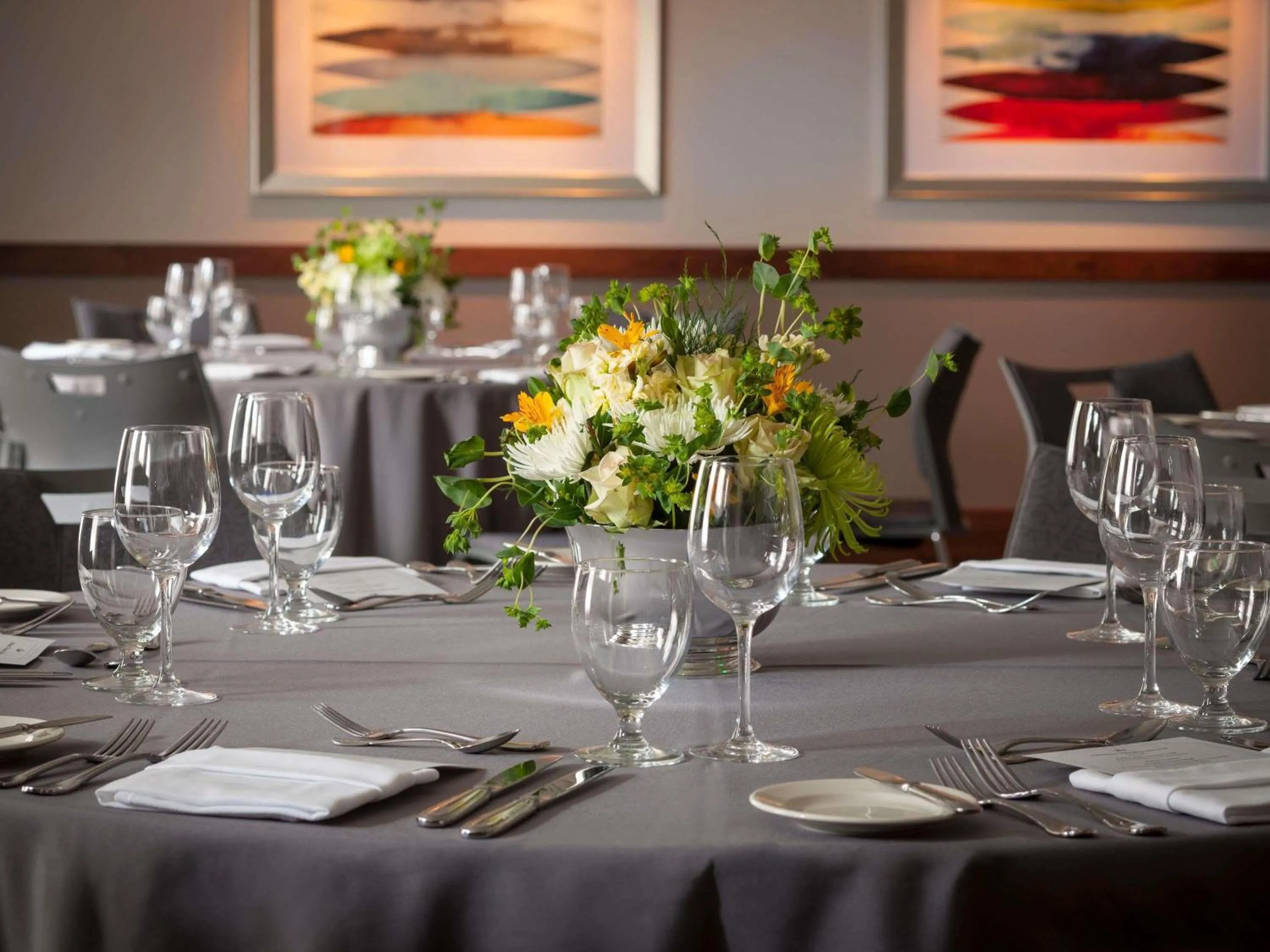 Meeting/conference room in Ändra Hotel Seattle - MGallery Collection