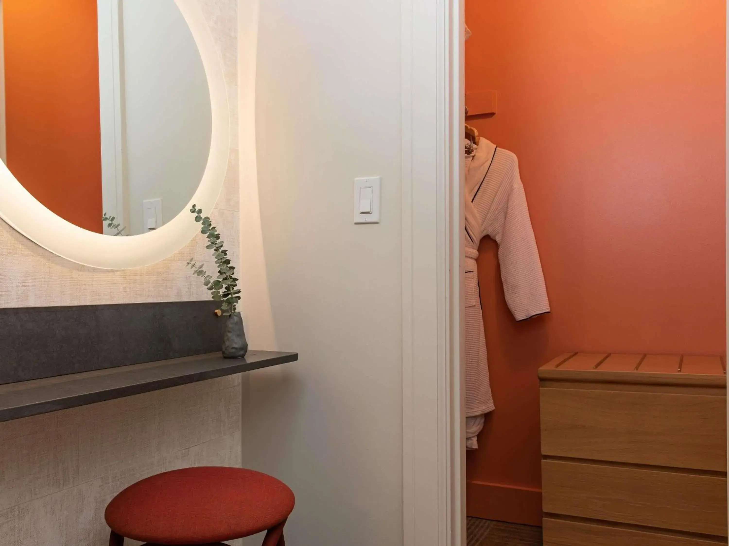 Superior Queen Room with Two Queen Beds and Cityview in Ändra Hotel Seattle - MGallery Collection Superior Queen Room with Two Queen Beds and Cityview in Ändra Hotel Seattle - MGallery Collection