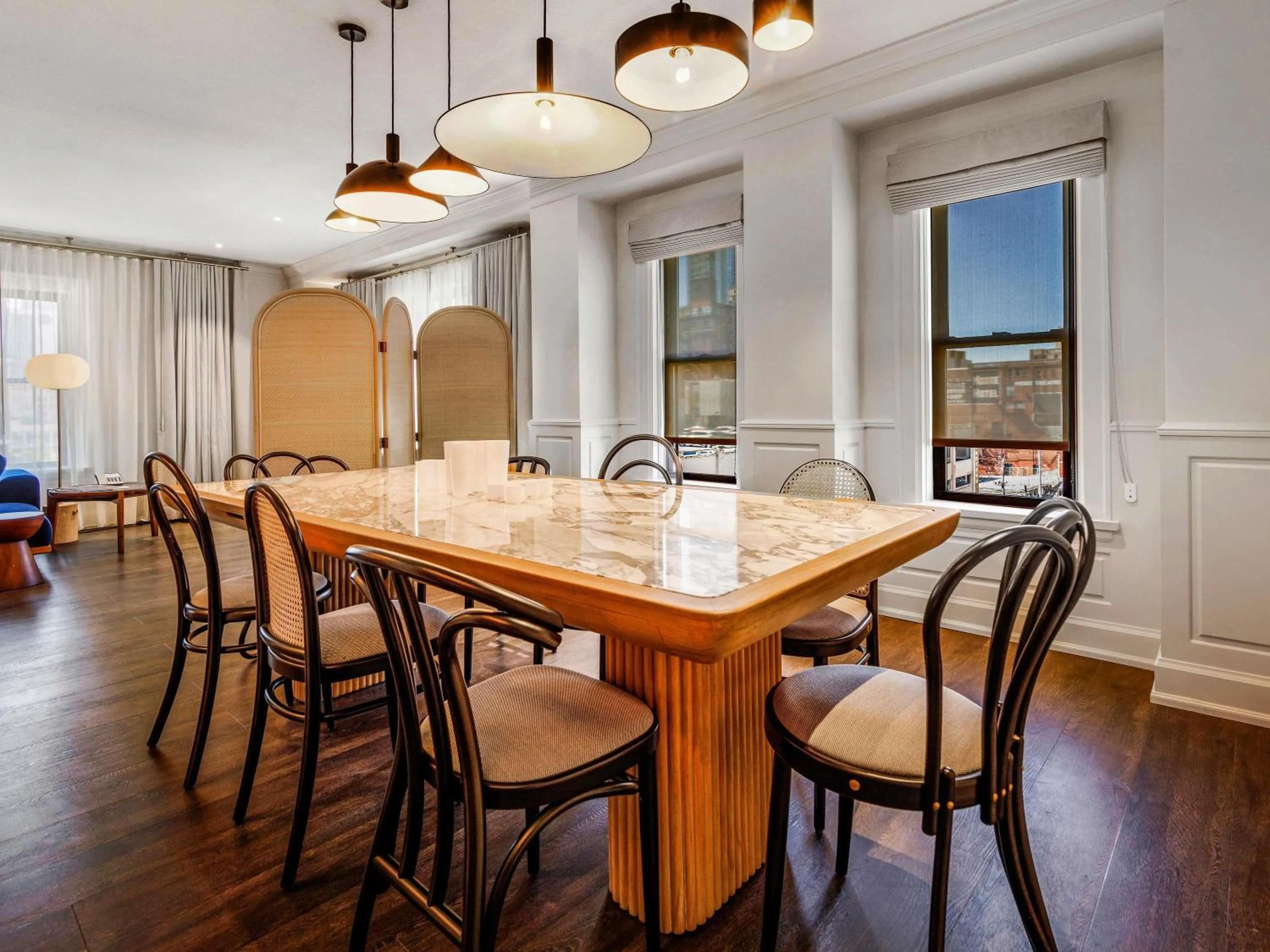 Bedroom in Ändra Hotel Seattle - MGallery Collection
