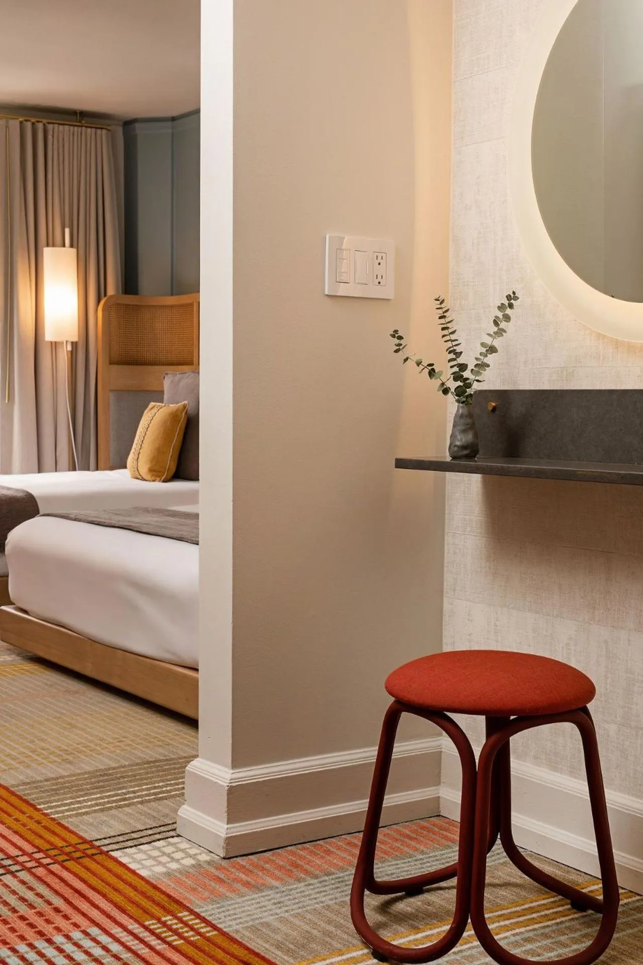 Bedroom, Bed in Ändra Hotel Seattle - MGallery Collection