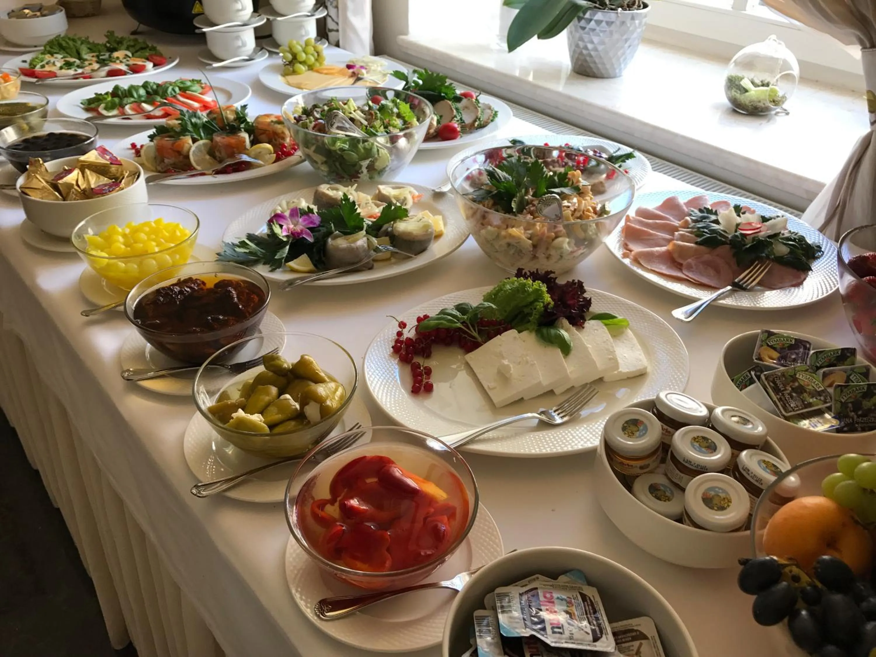 Buffet breakfast in Hotel Willa Hueta